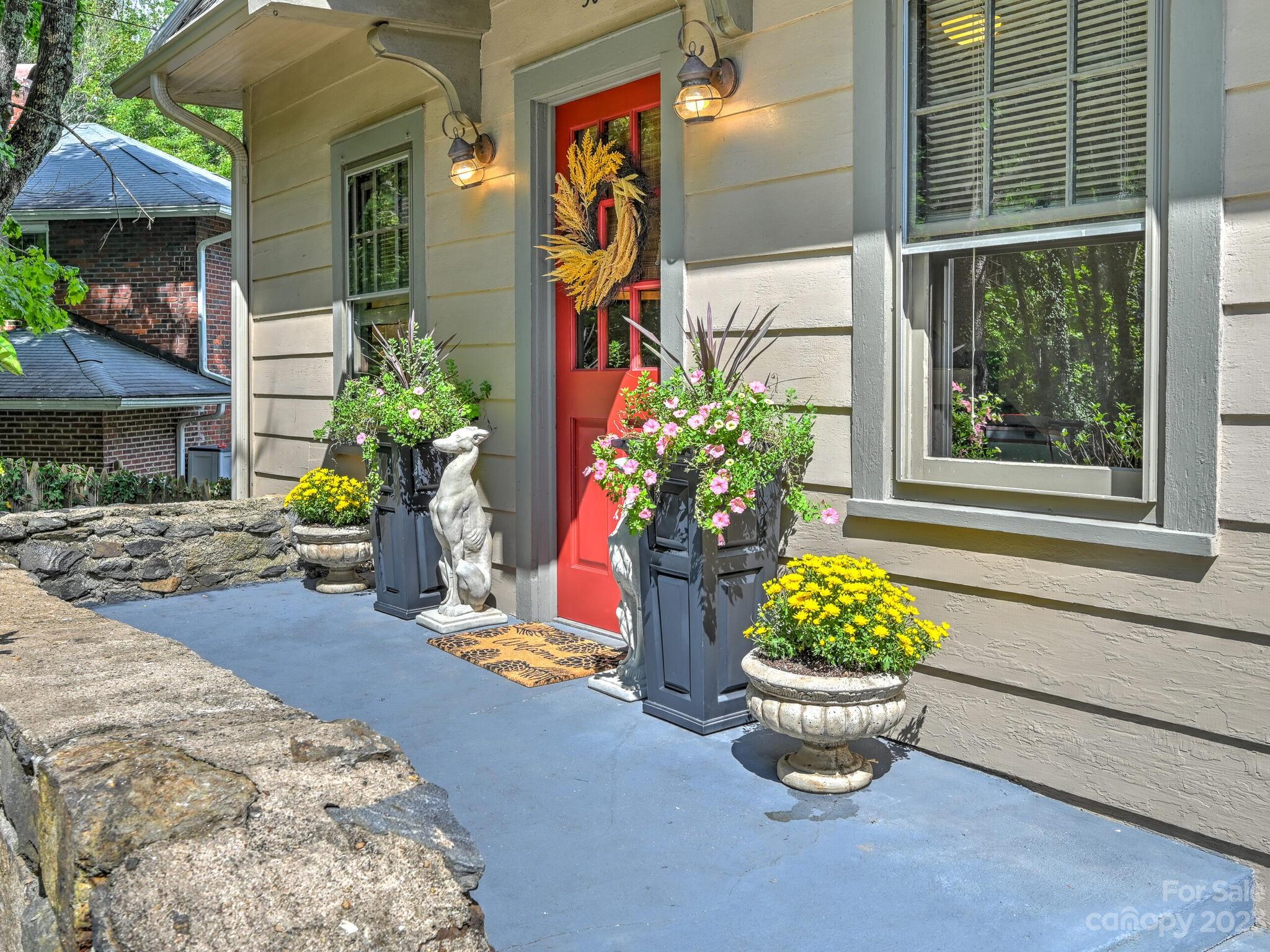 30 Aurora Drive