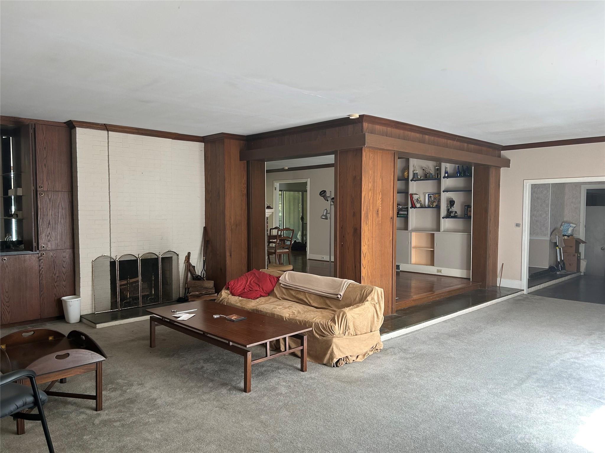313 Vanderbilt Road