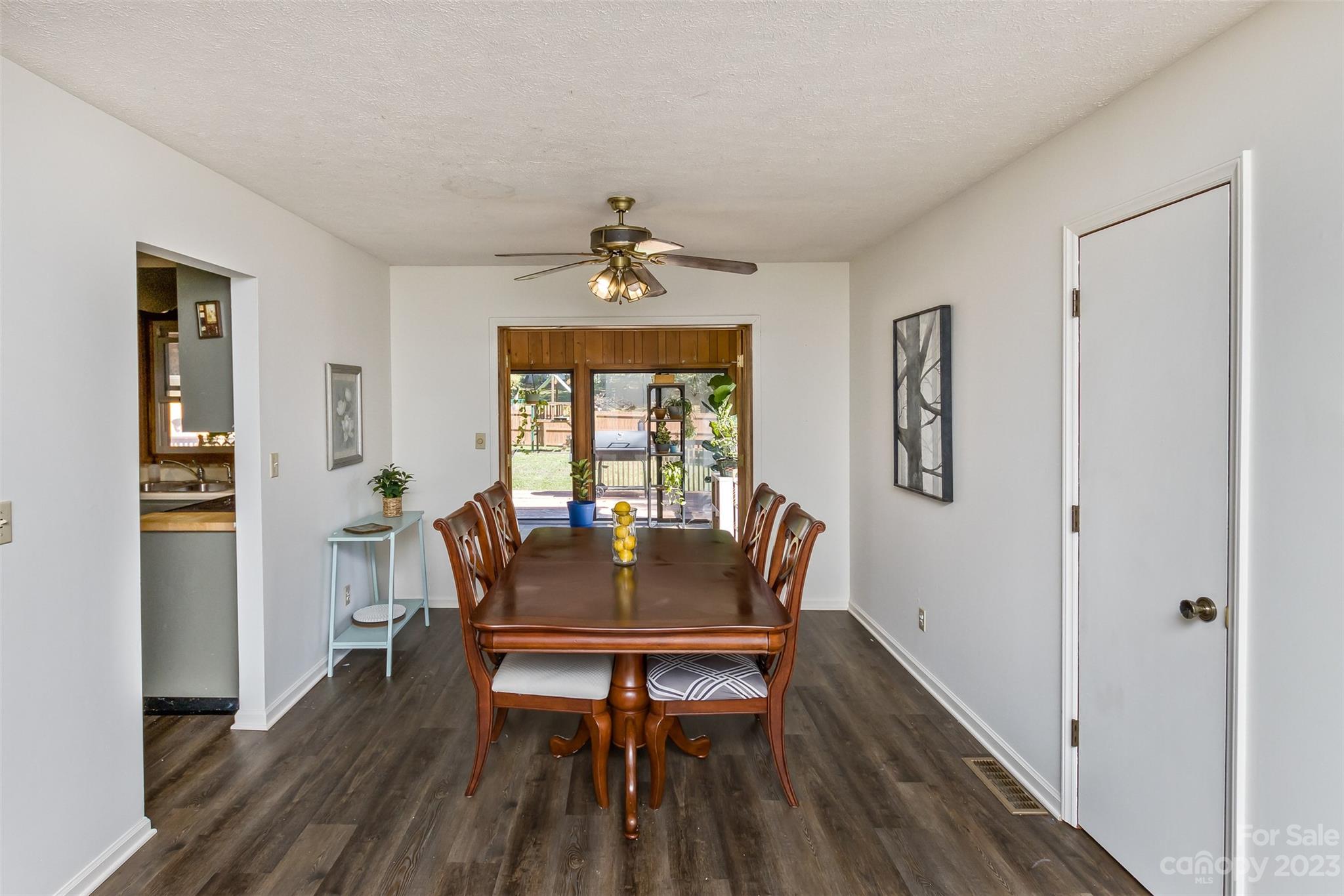 65 S Greenwood Forest Drive