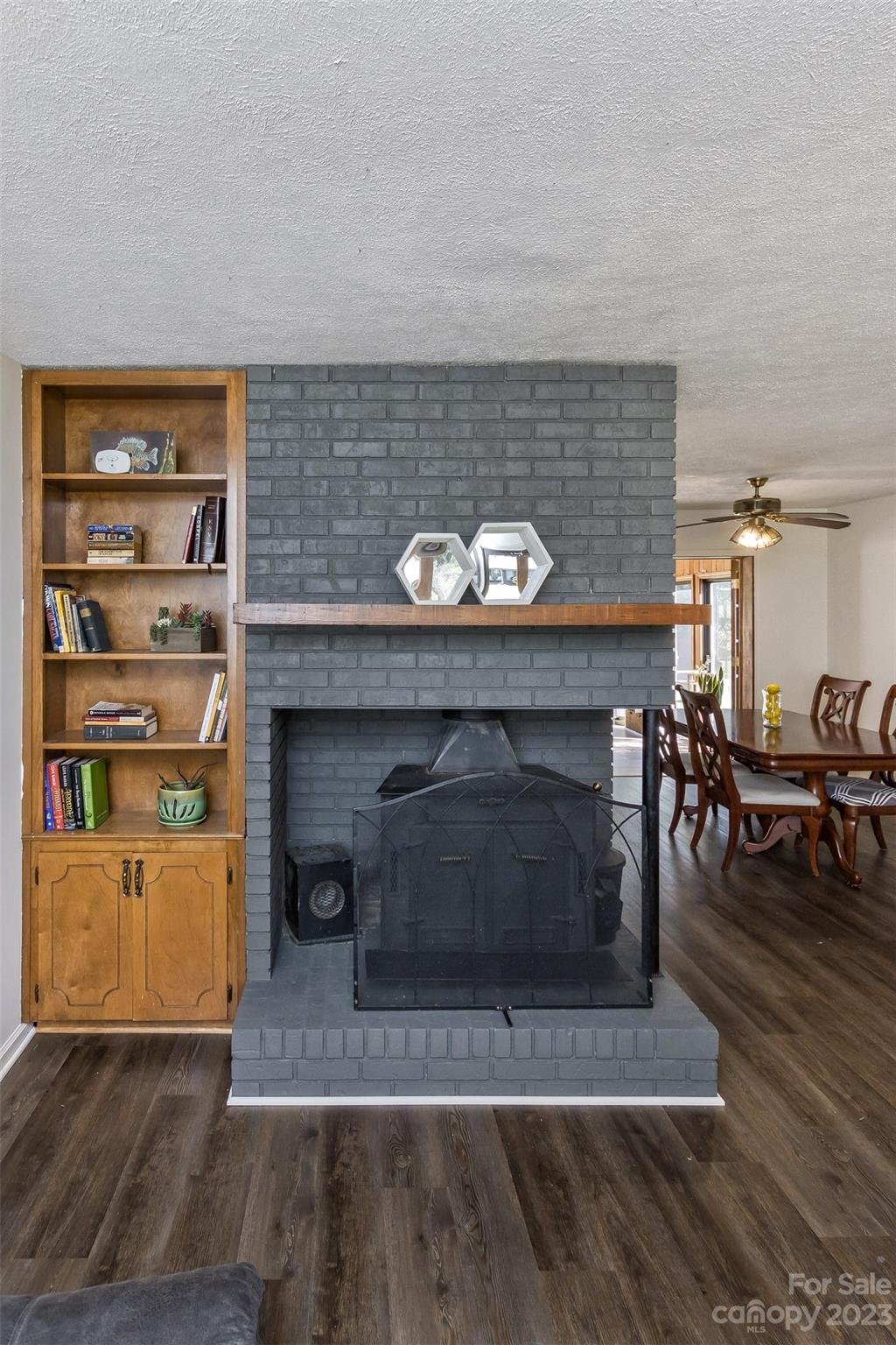 65 S Greenwood Forest Drive