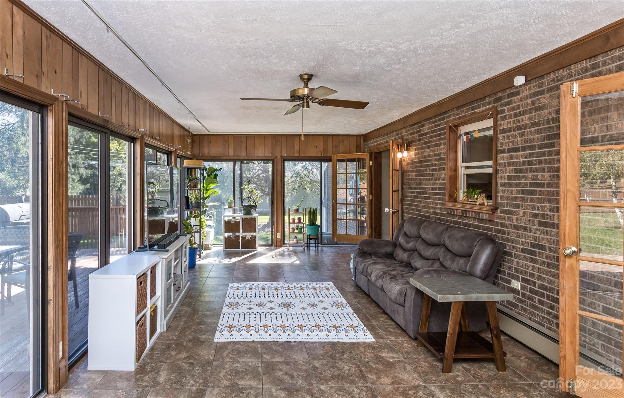 65 S Greenwood Forest Drive