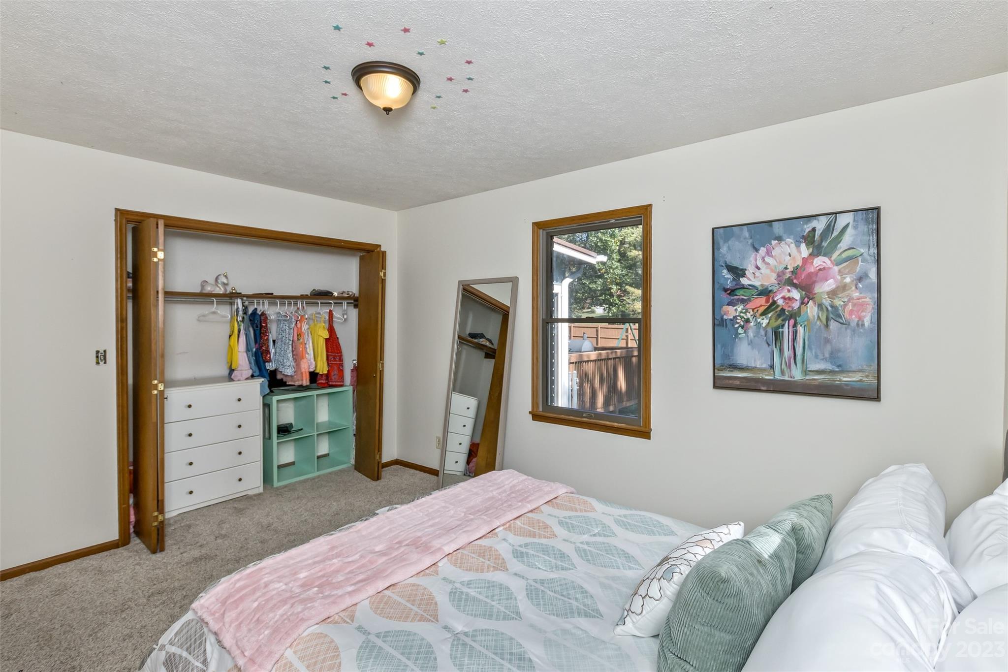 65 S Greenwood Forest Drive