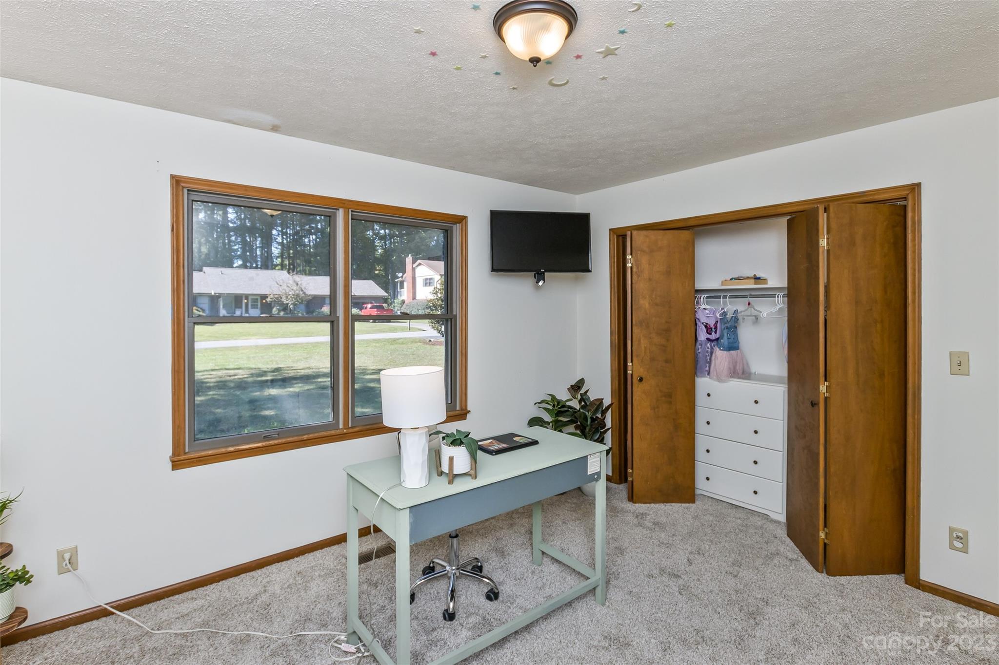 65 S Greenwood Forest Drive