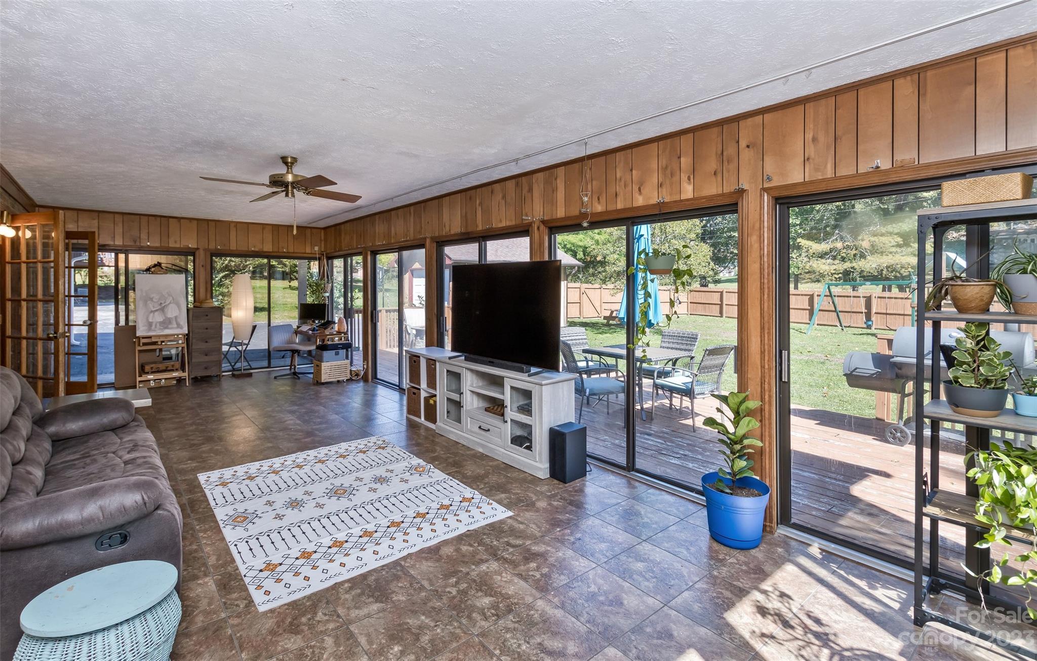 65 S Greenwood Forest Drive