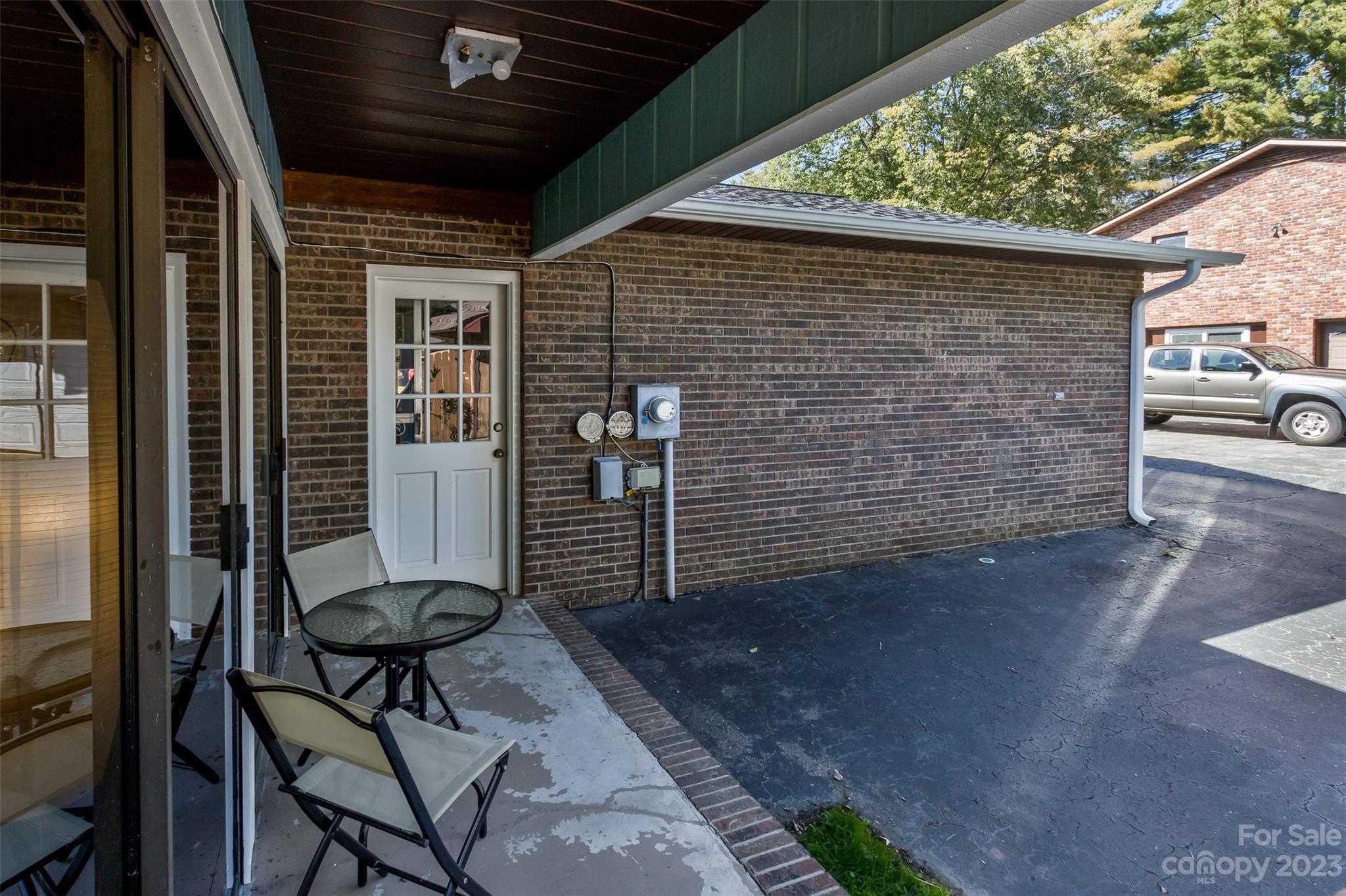 65 S Greenwood Forest Drive