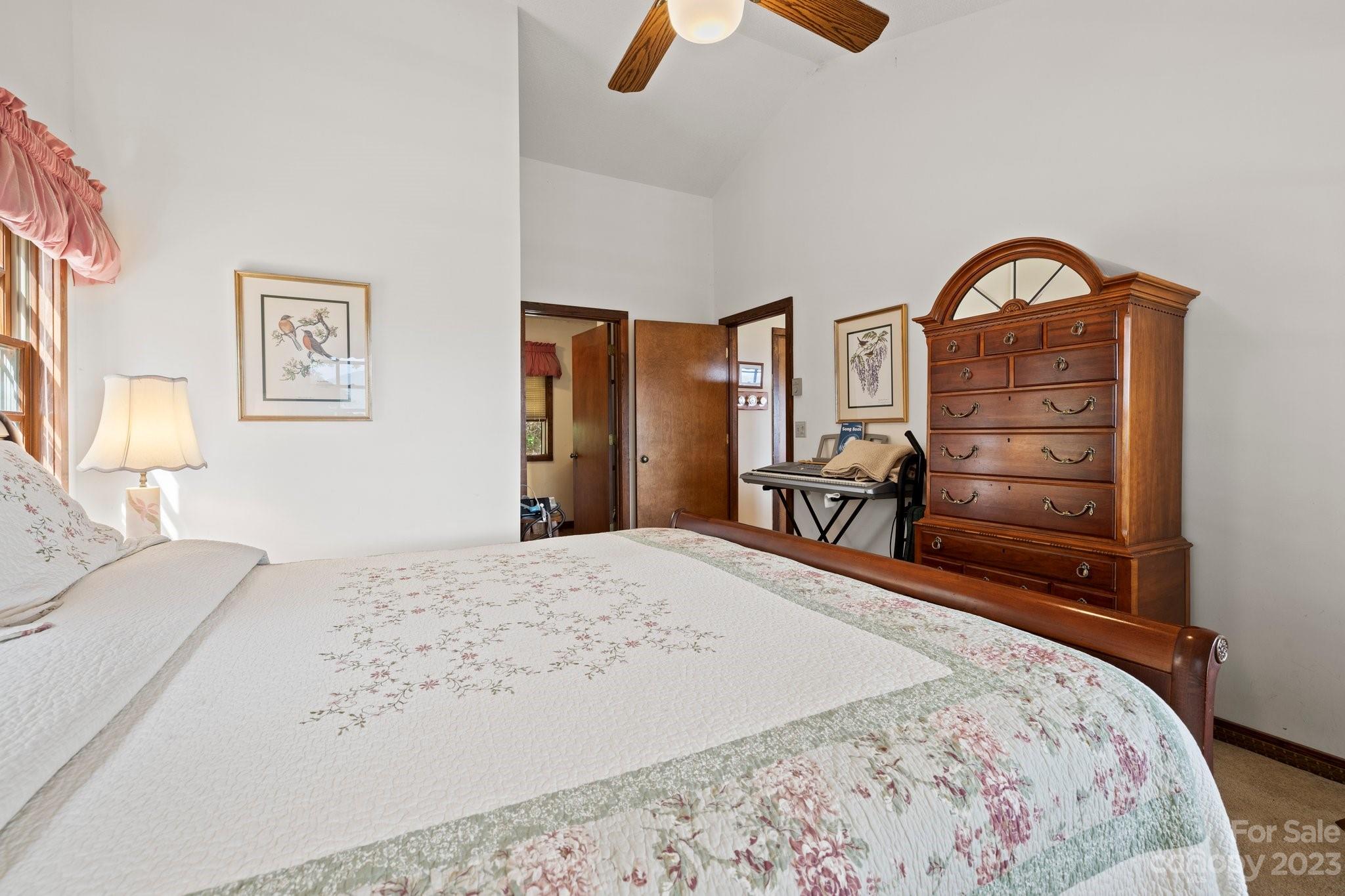 322 Goldenleaf Road Unit: 76&77