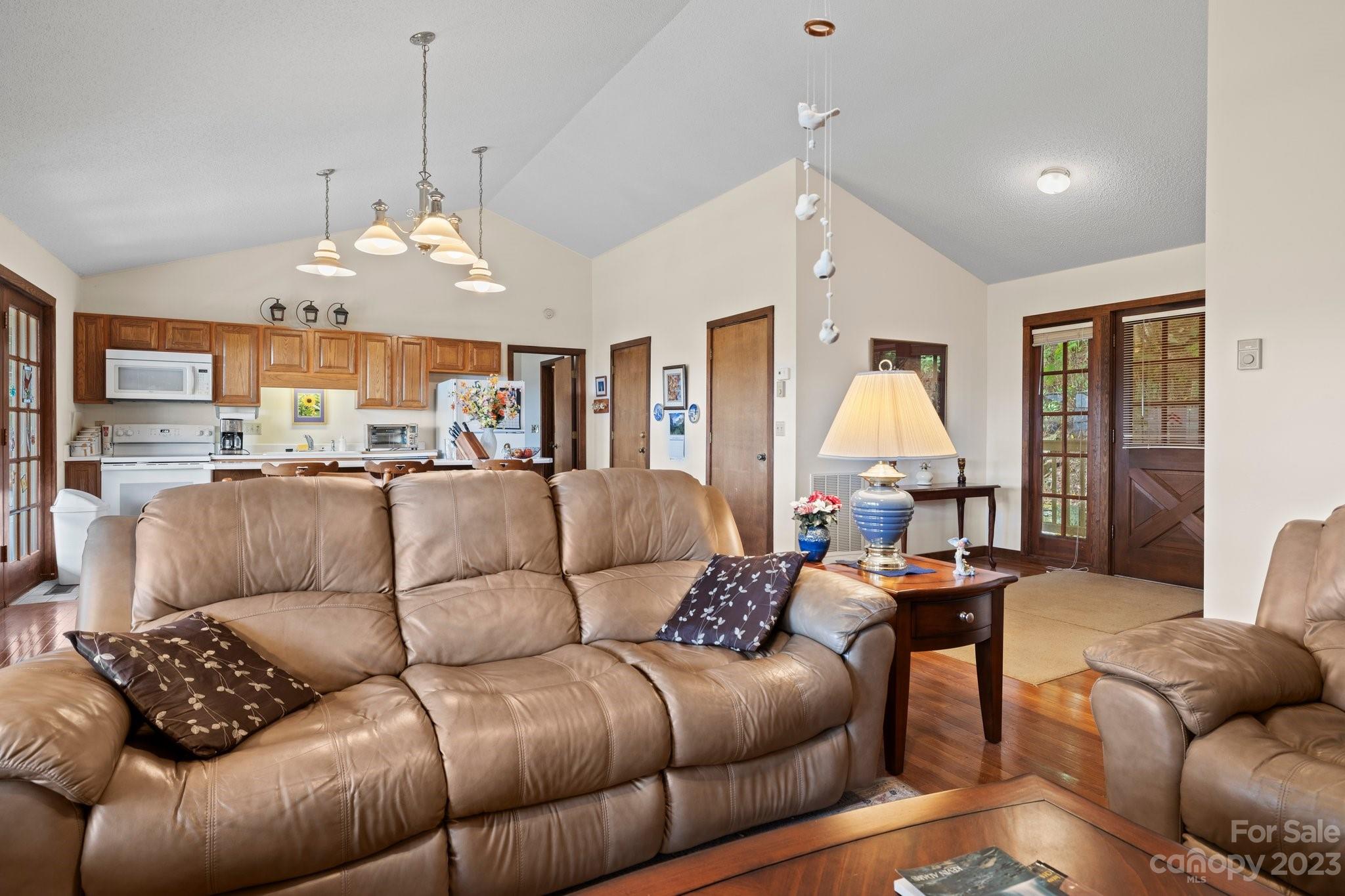 322 Goldenleaf Road Unit: 76&77