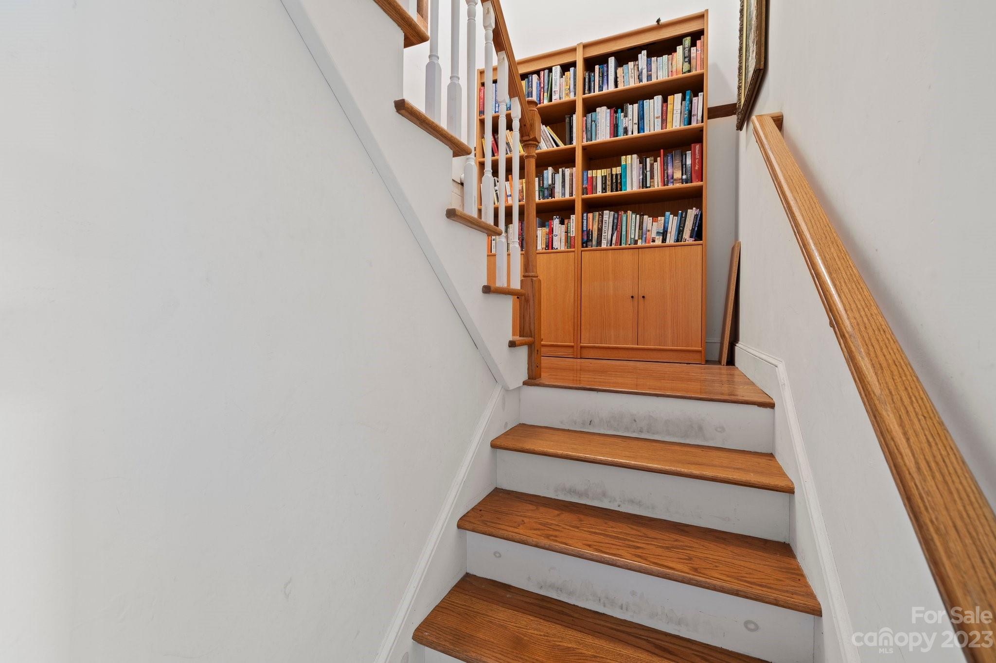 322 Goldenleaf Road Unit: 76&77