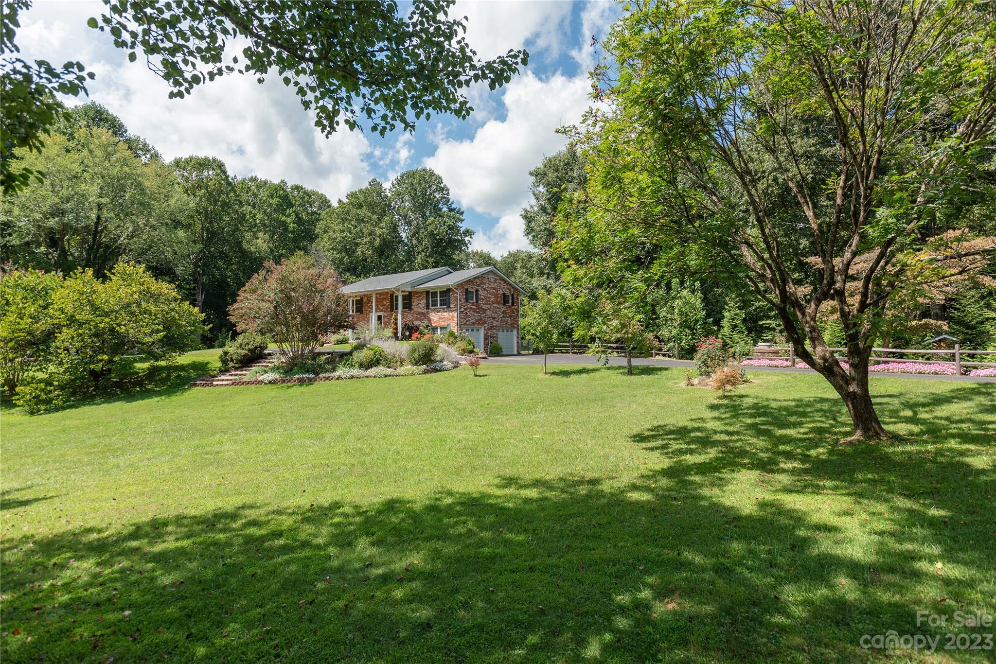2 Panther Ridge Road