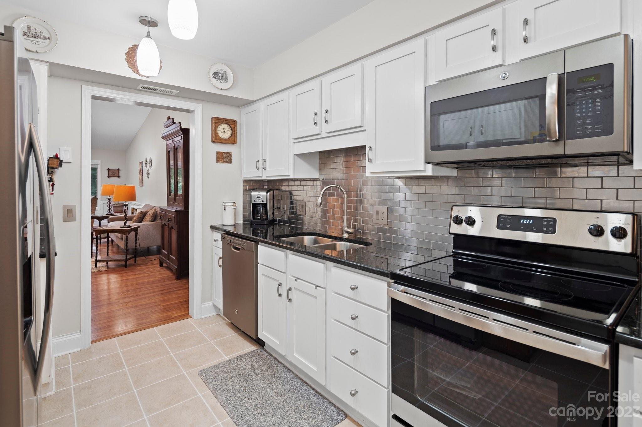 104 Live Oak Lane Unit: 104/2