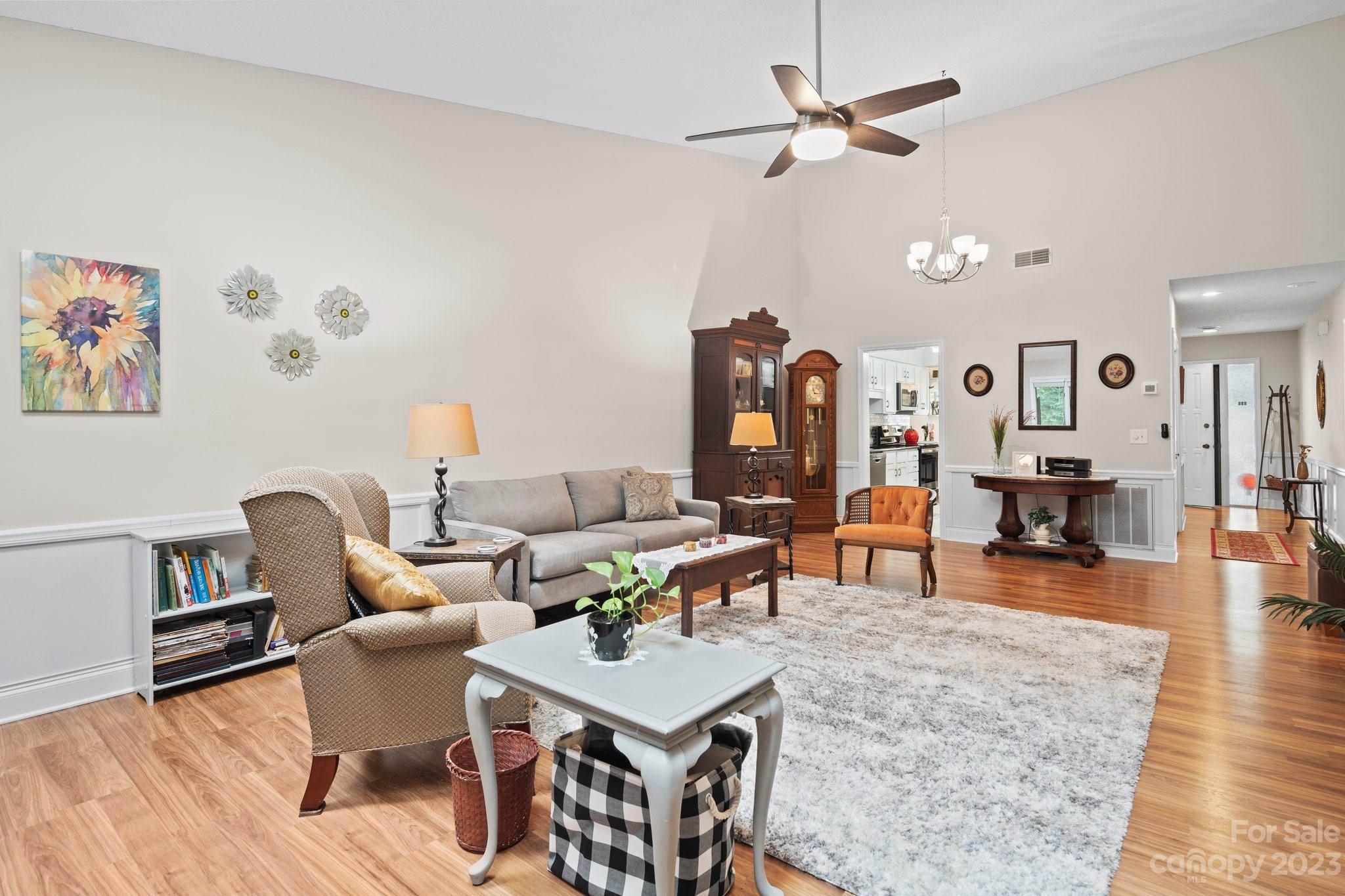 104 Live Oak Lane Unit: 104/2