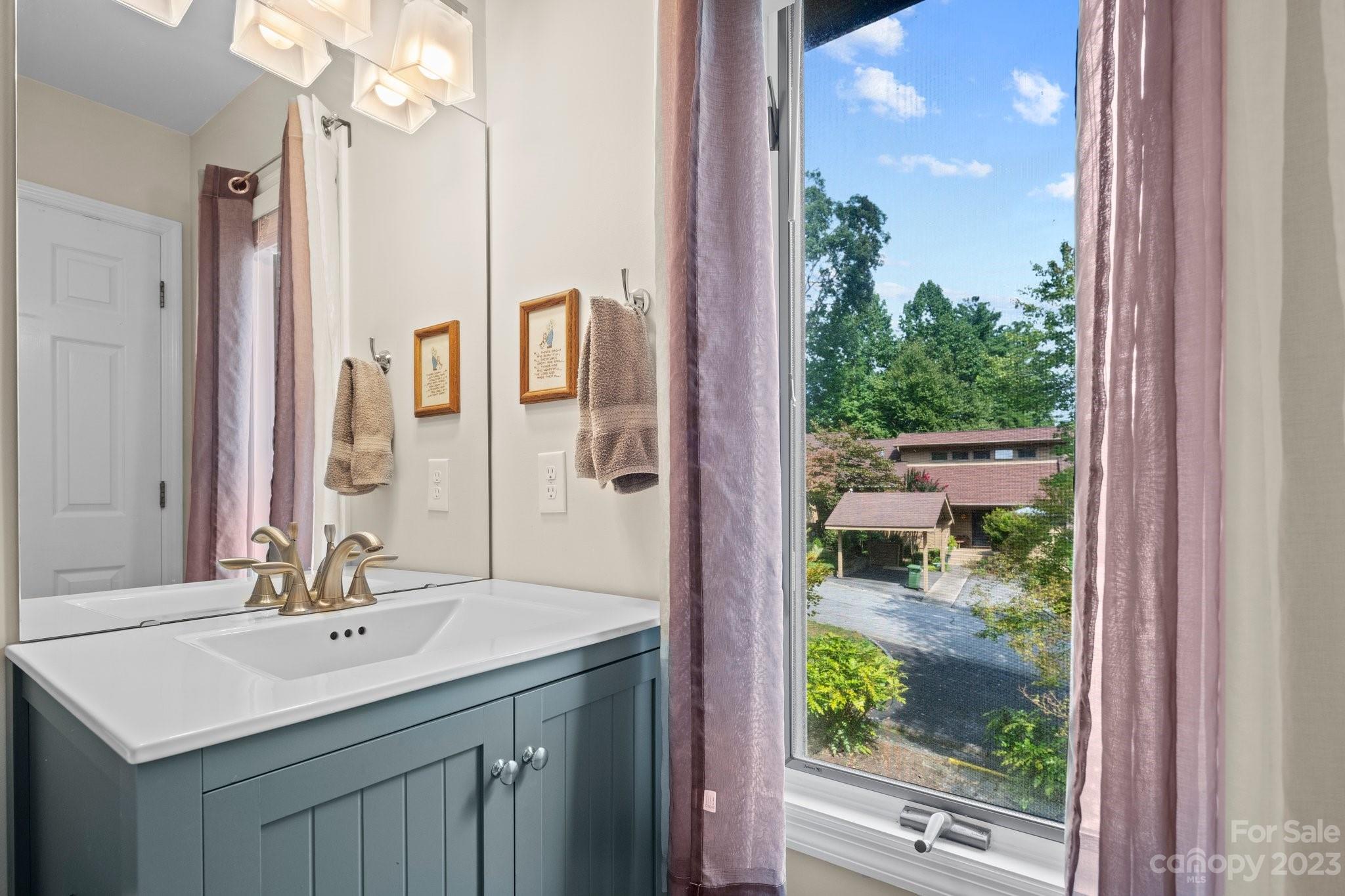 104 Live Oak Lane Unit: 104/2