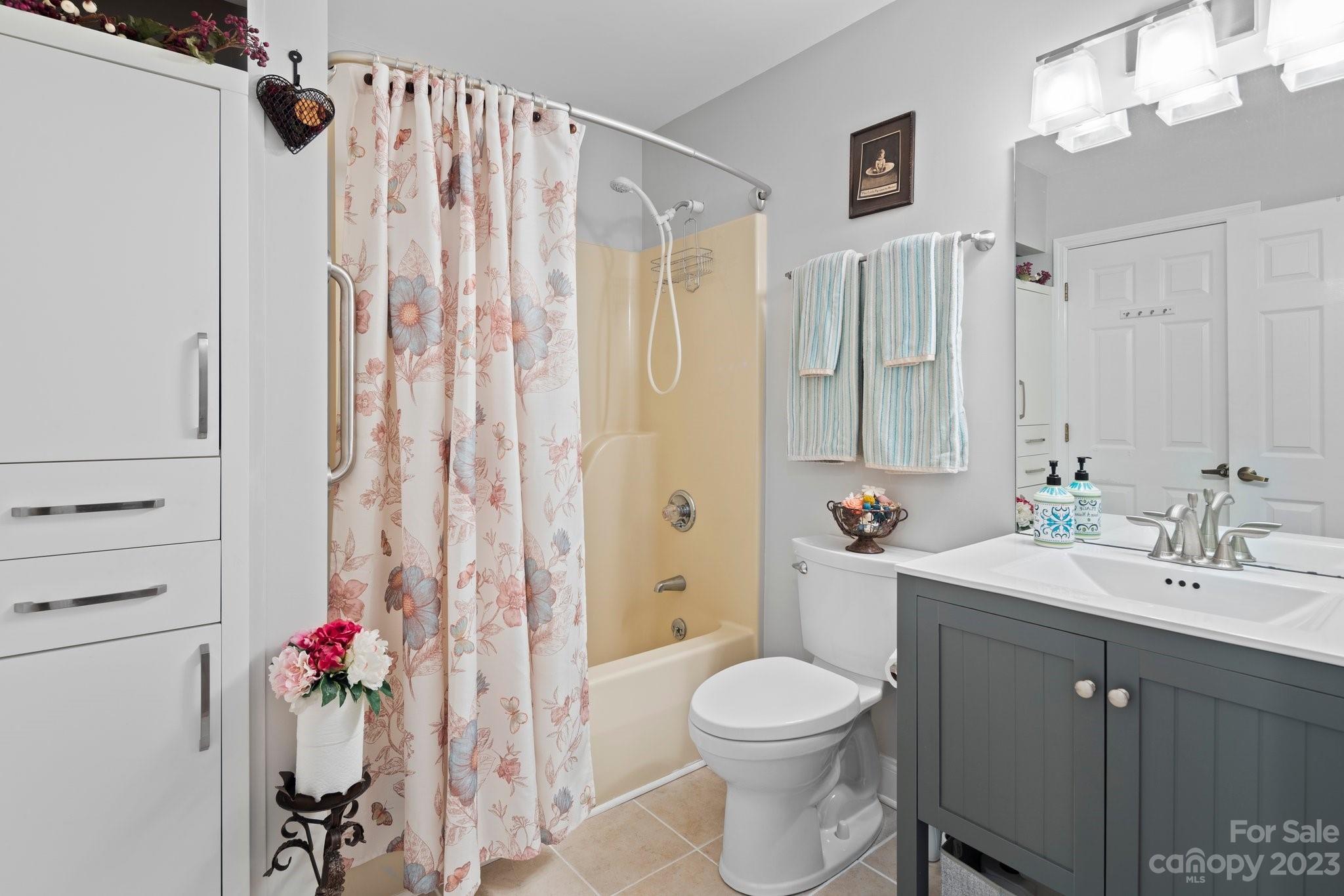 104 Live Oak Lane Unit: 104/2