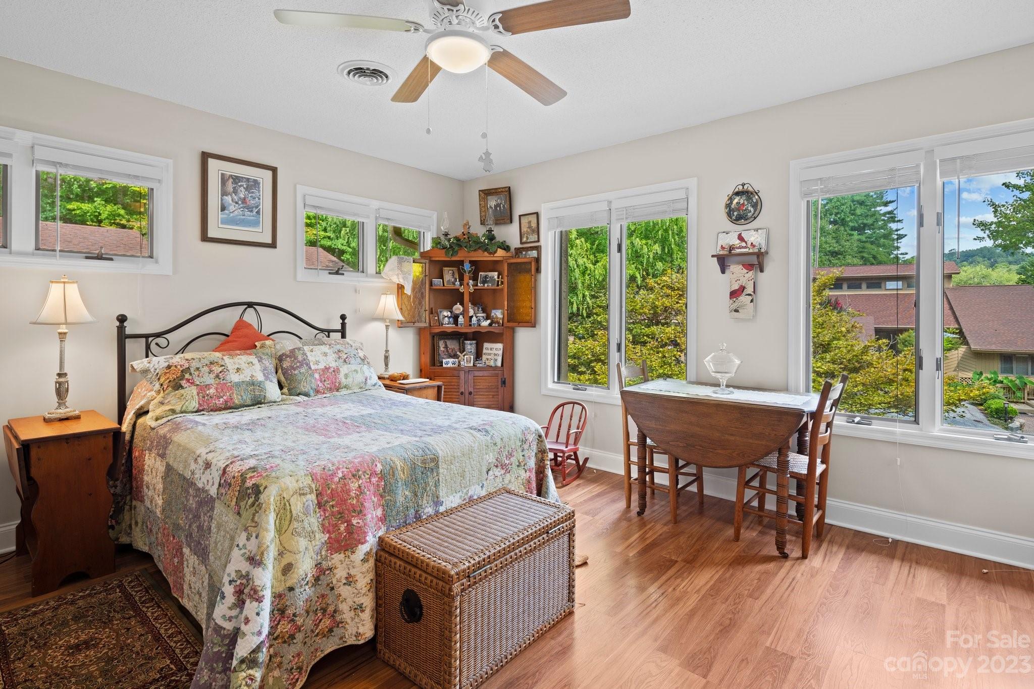 104 Live Oak Lane Unit: 104/2