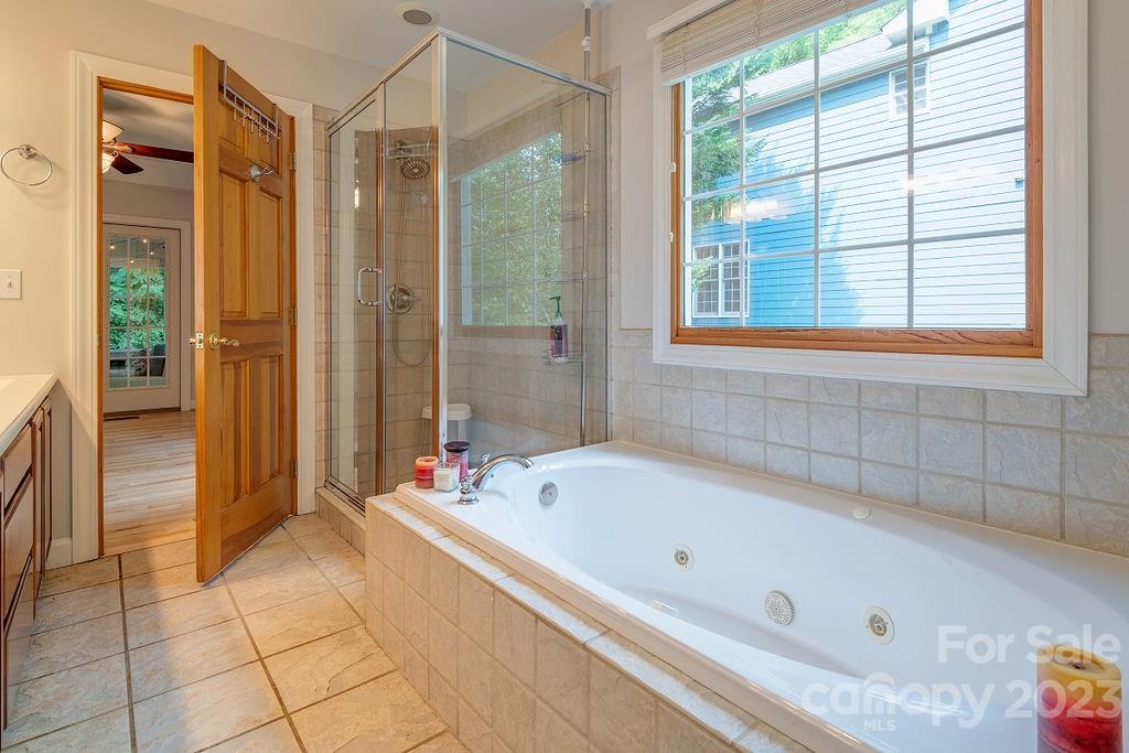 14 Pinecroft Road