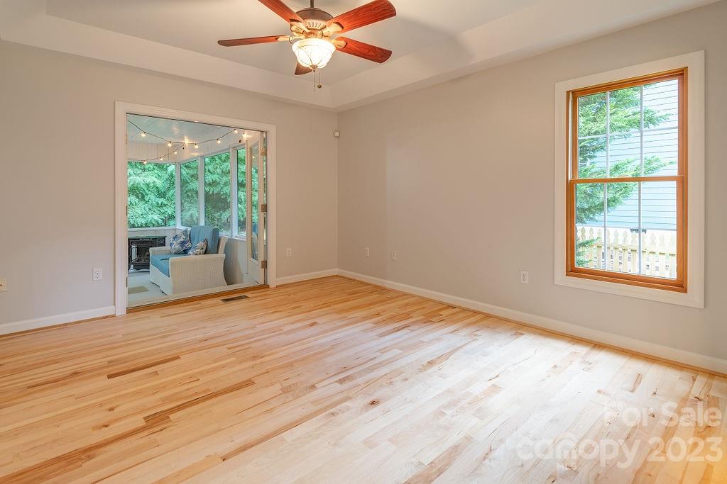 14 Pinecroft Road