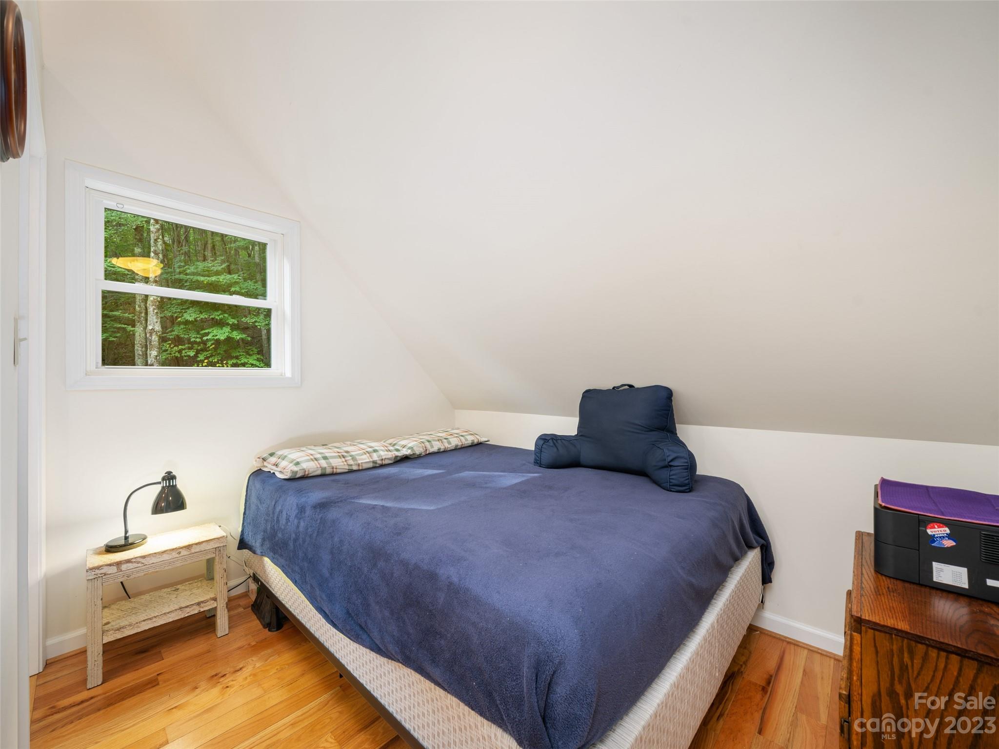 319 Narrow Way Road