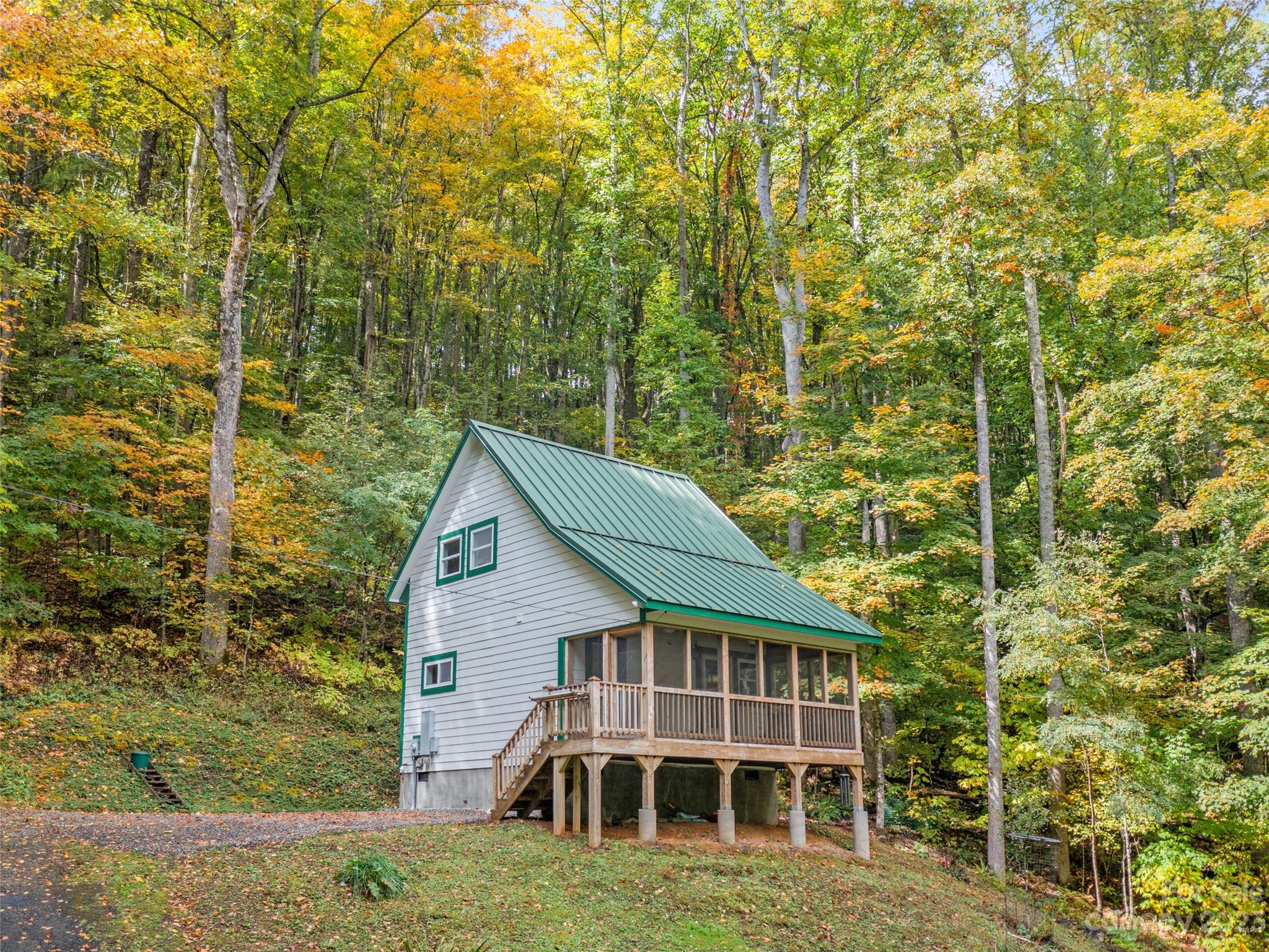 319 Narrow Way Road