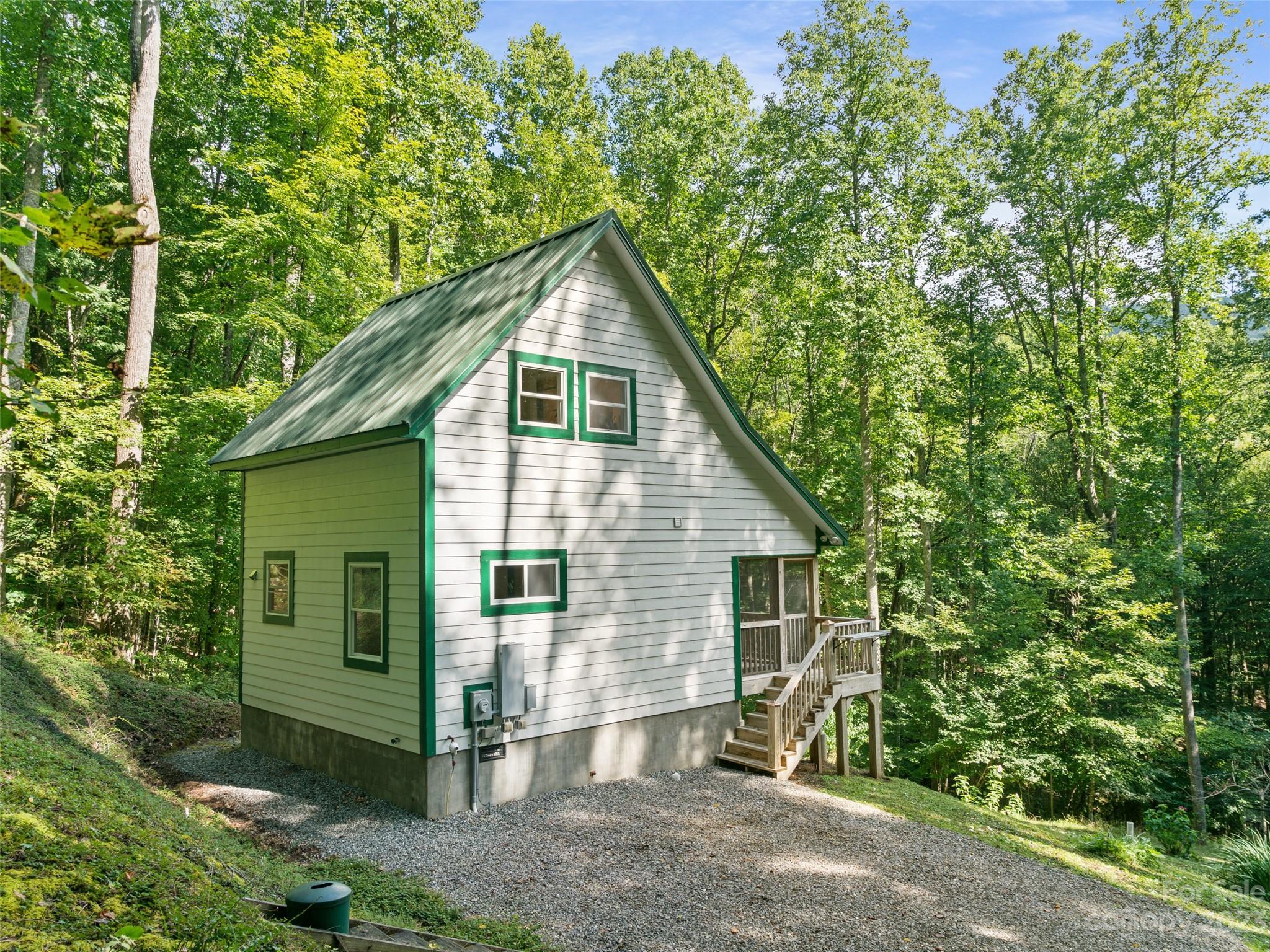 319 Narrow Way Road