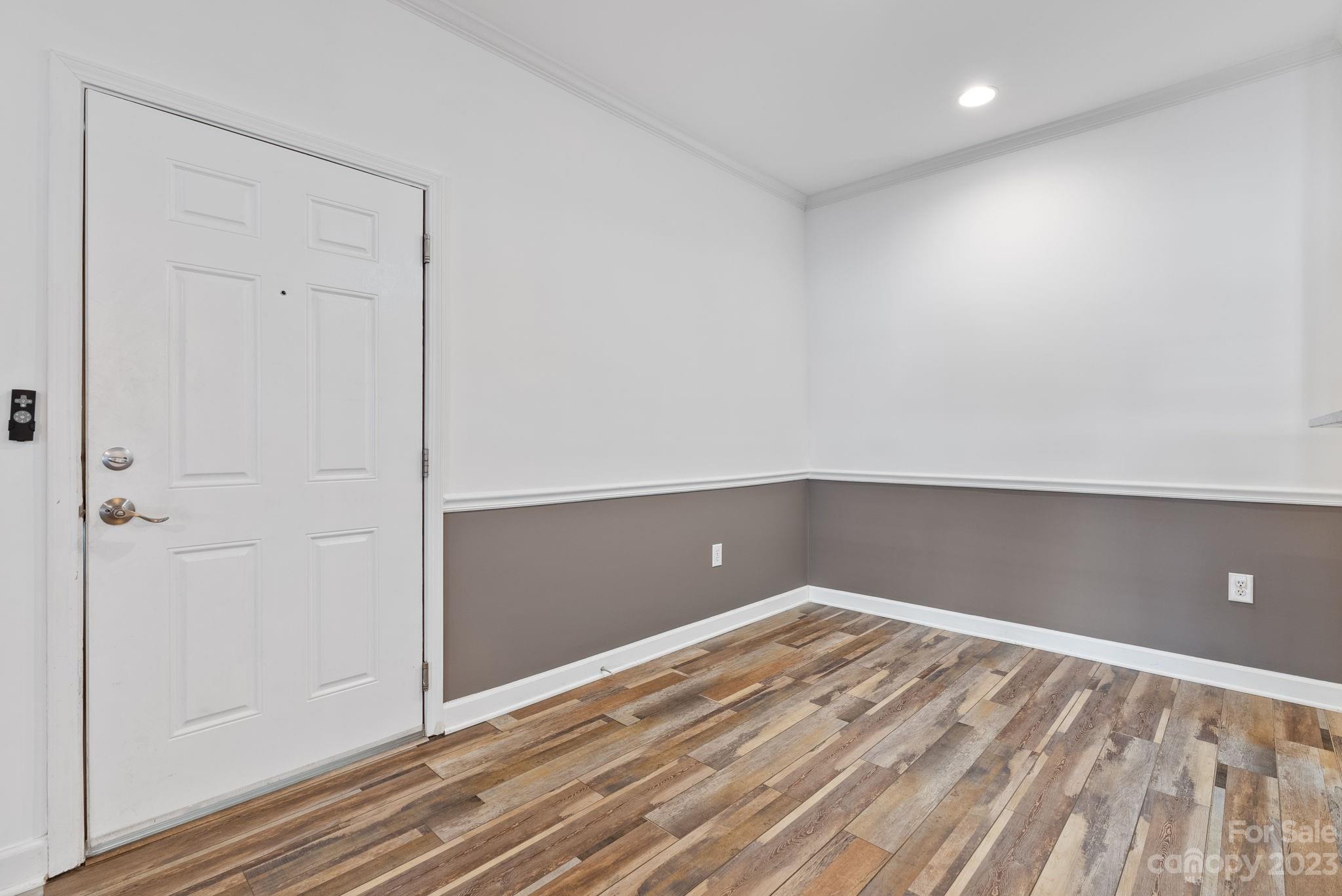 1000 Olde Eastwood Village Boulevard