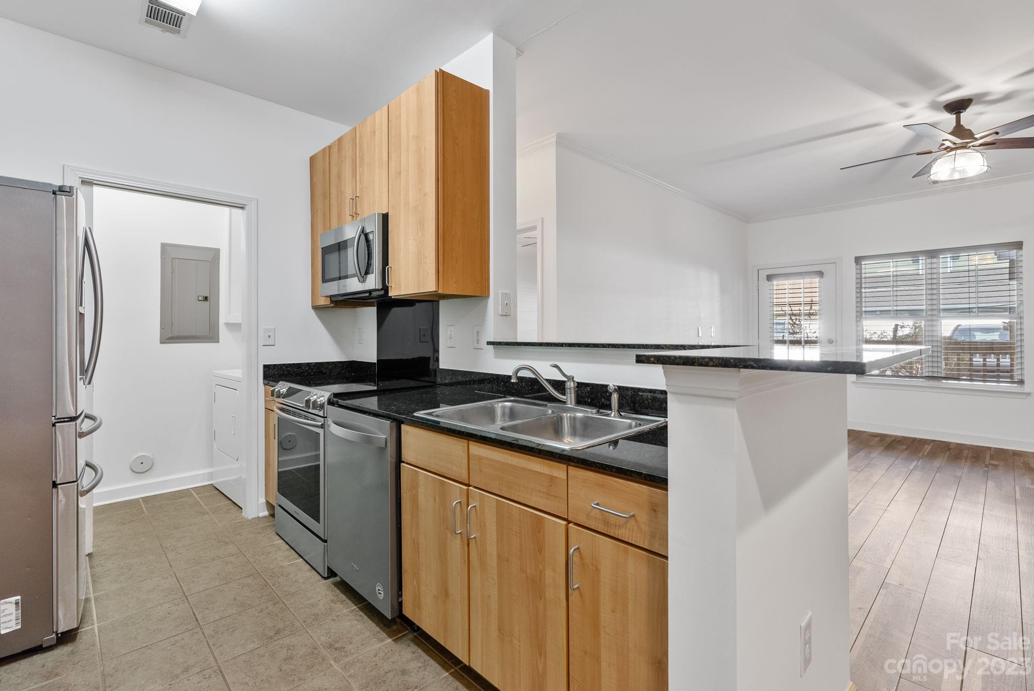 1000 Olde Eastwood Village Boulevard