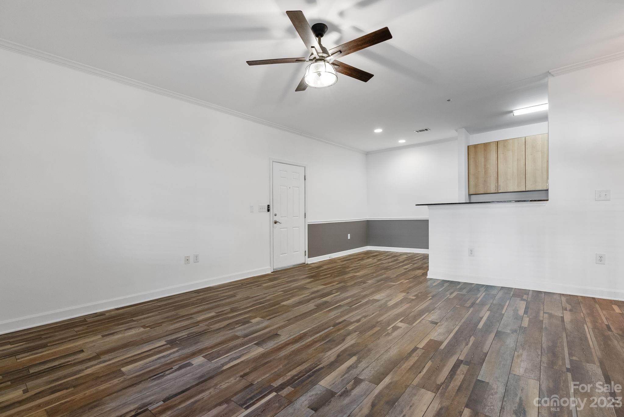 1000 Olde Eastwood Village Boulevard