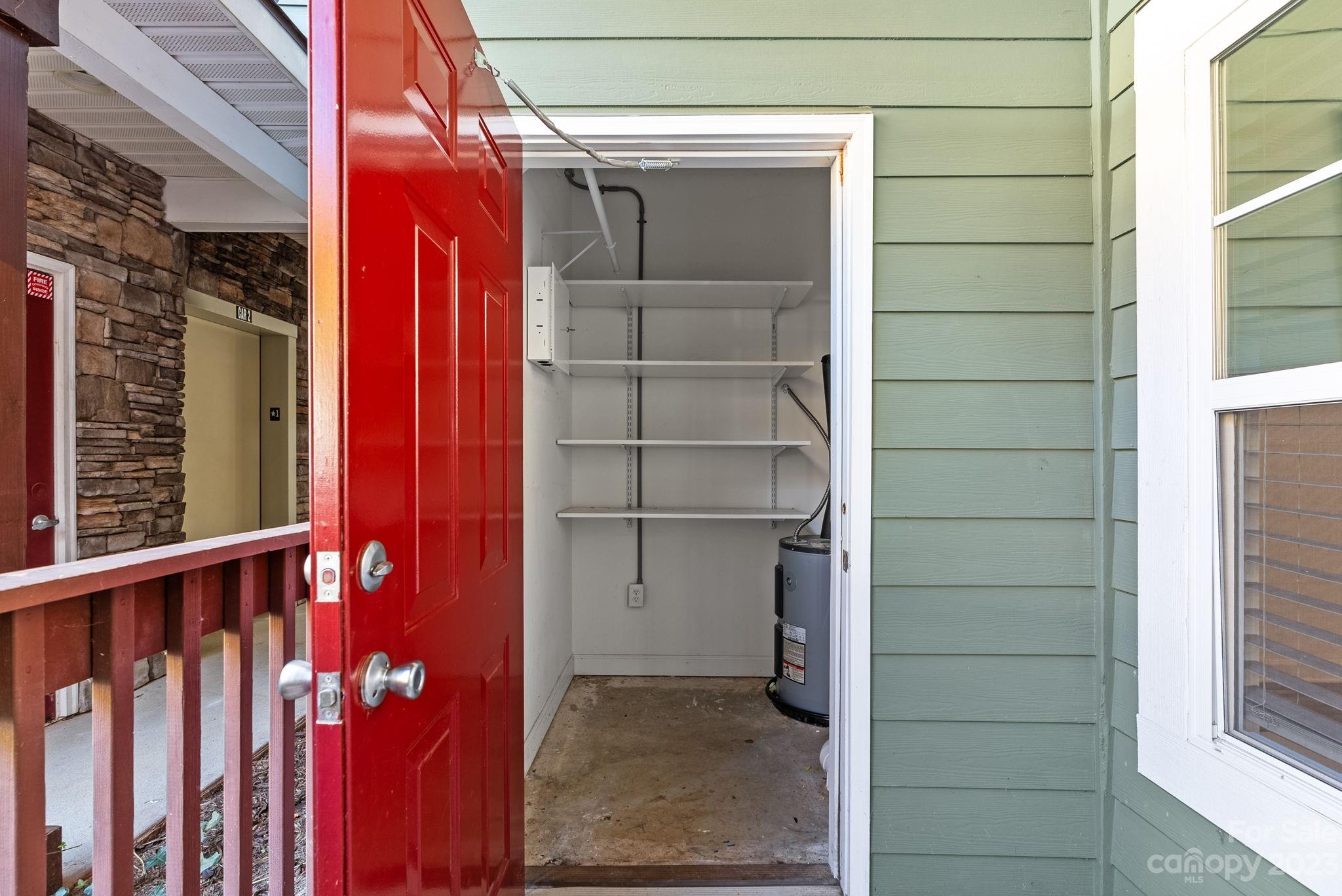 1000 Olde Eastwood Village Boulevard