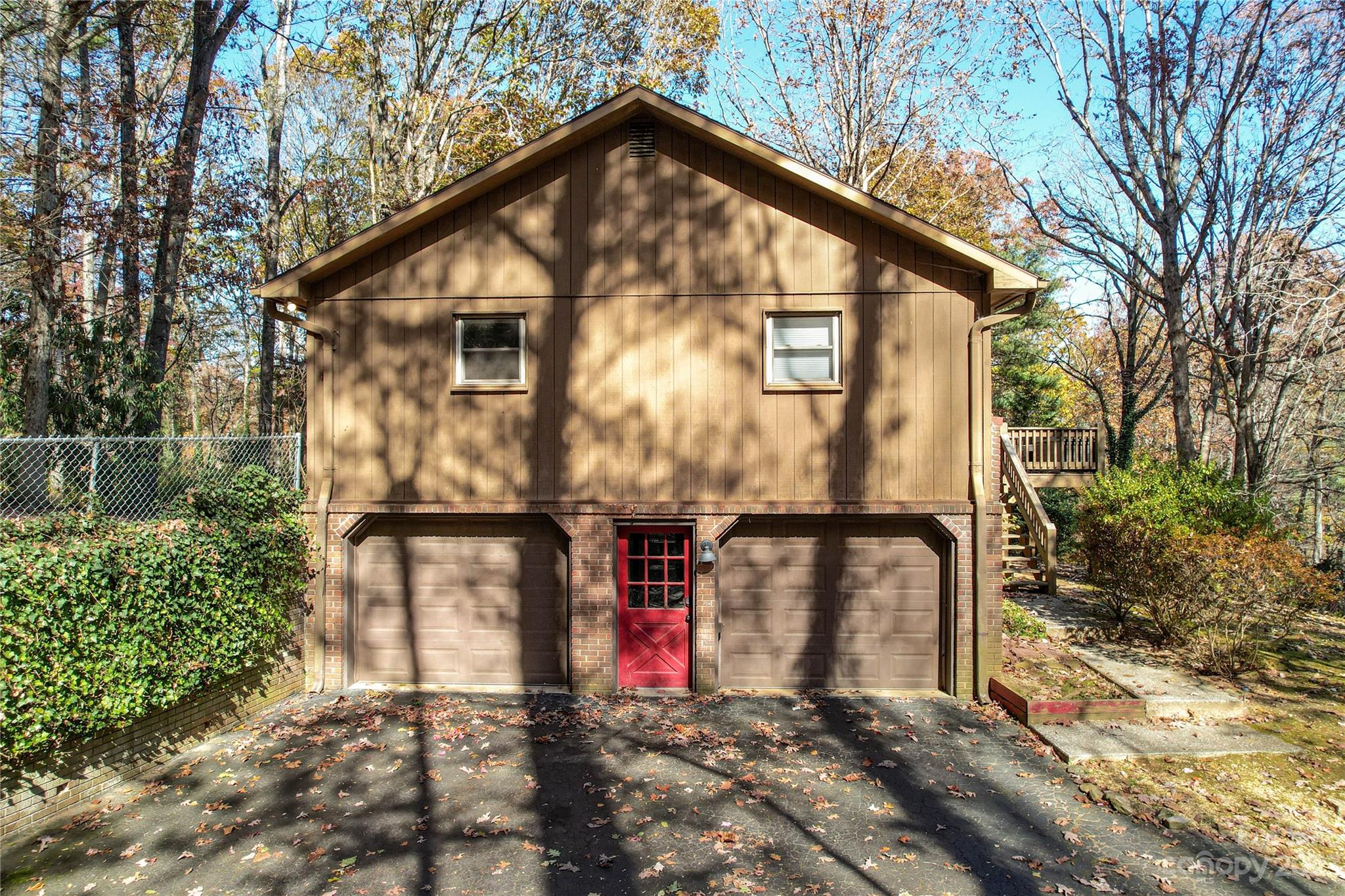 225 Stonebrook Drive