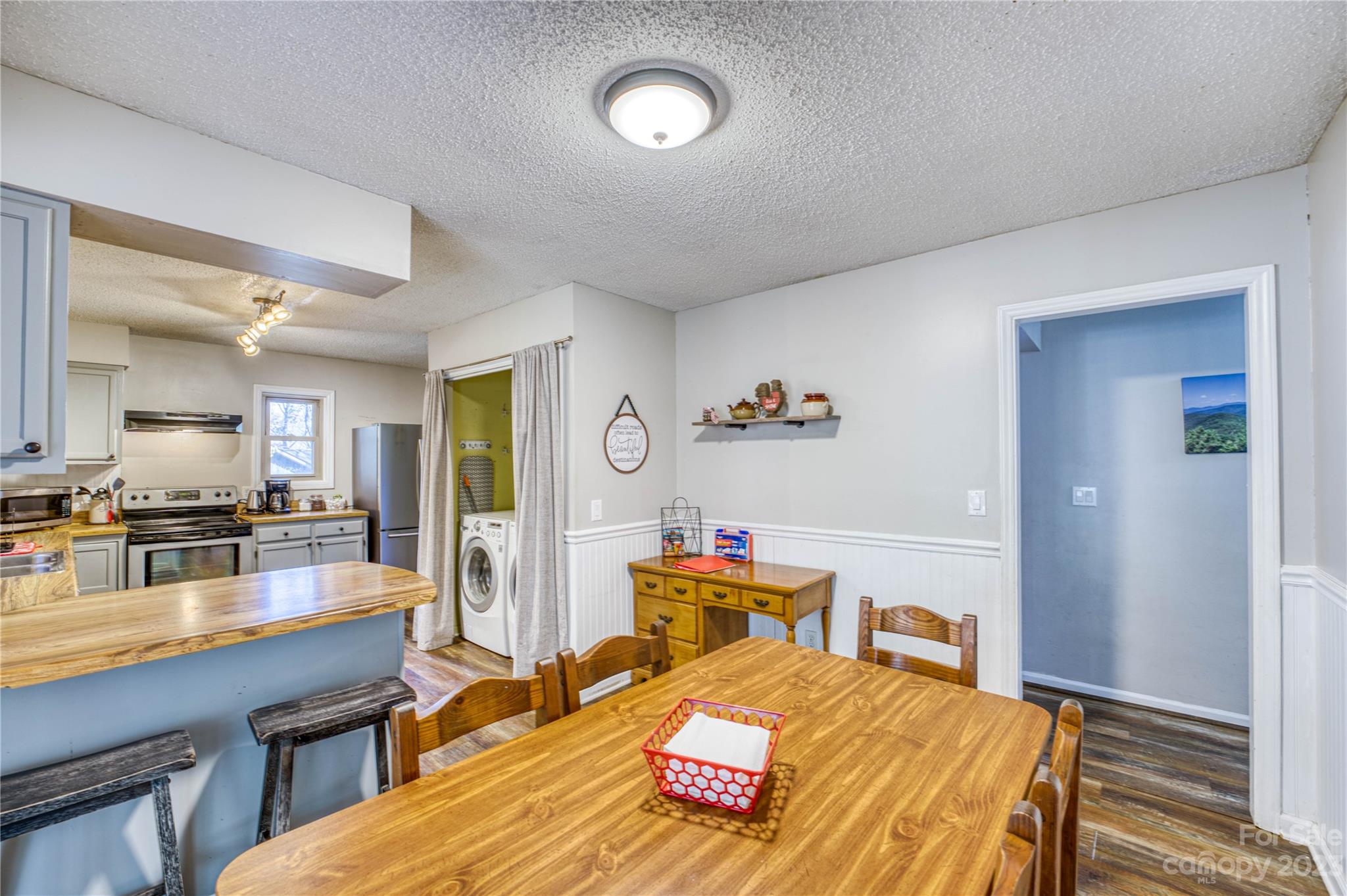 225 Stonebrook Drive