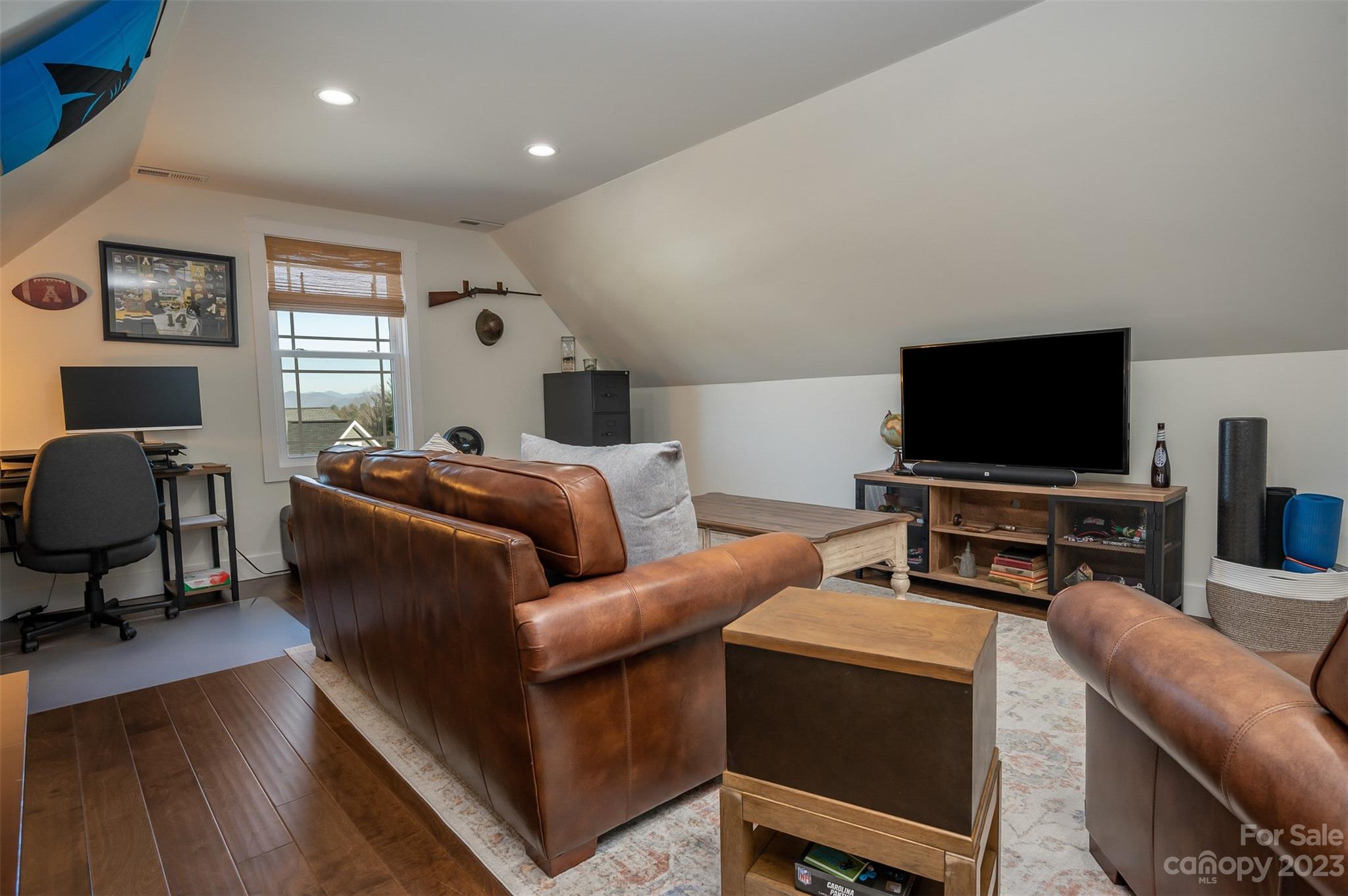 203 Hayes Ridge Lane