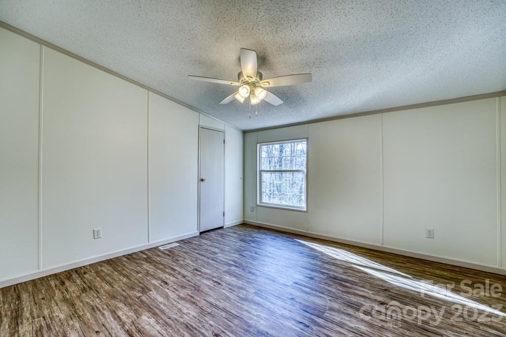 105 Kayce Lane