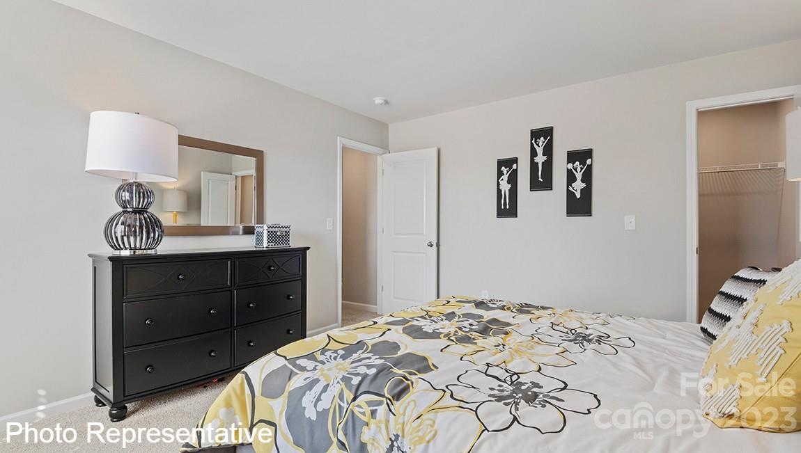 718 Fountain Park Boulevard