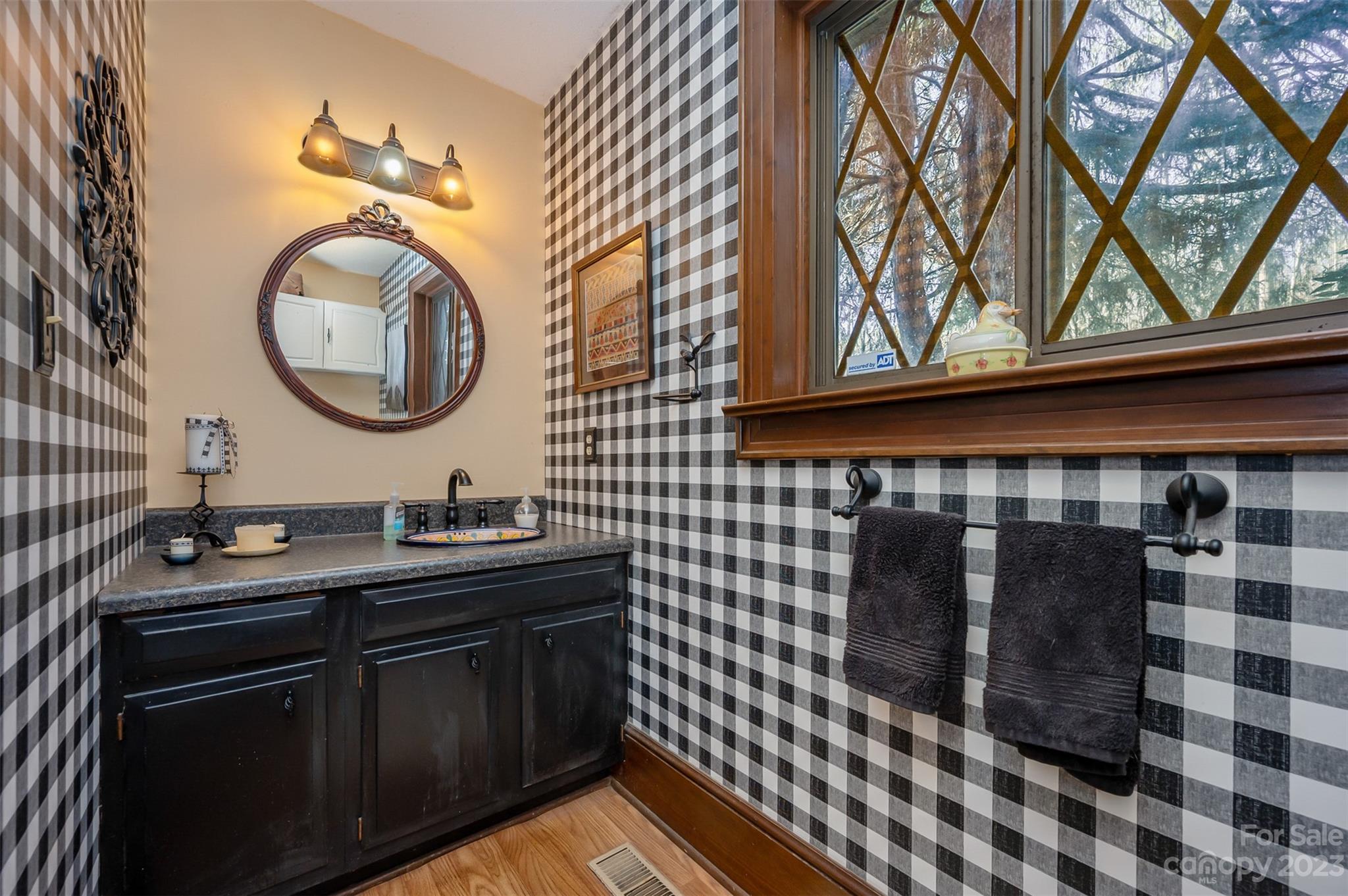 286 Burch Hutchins Road