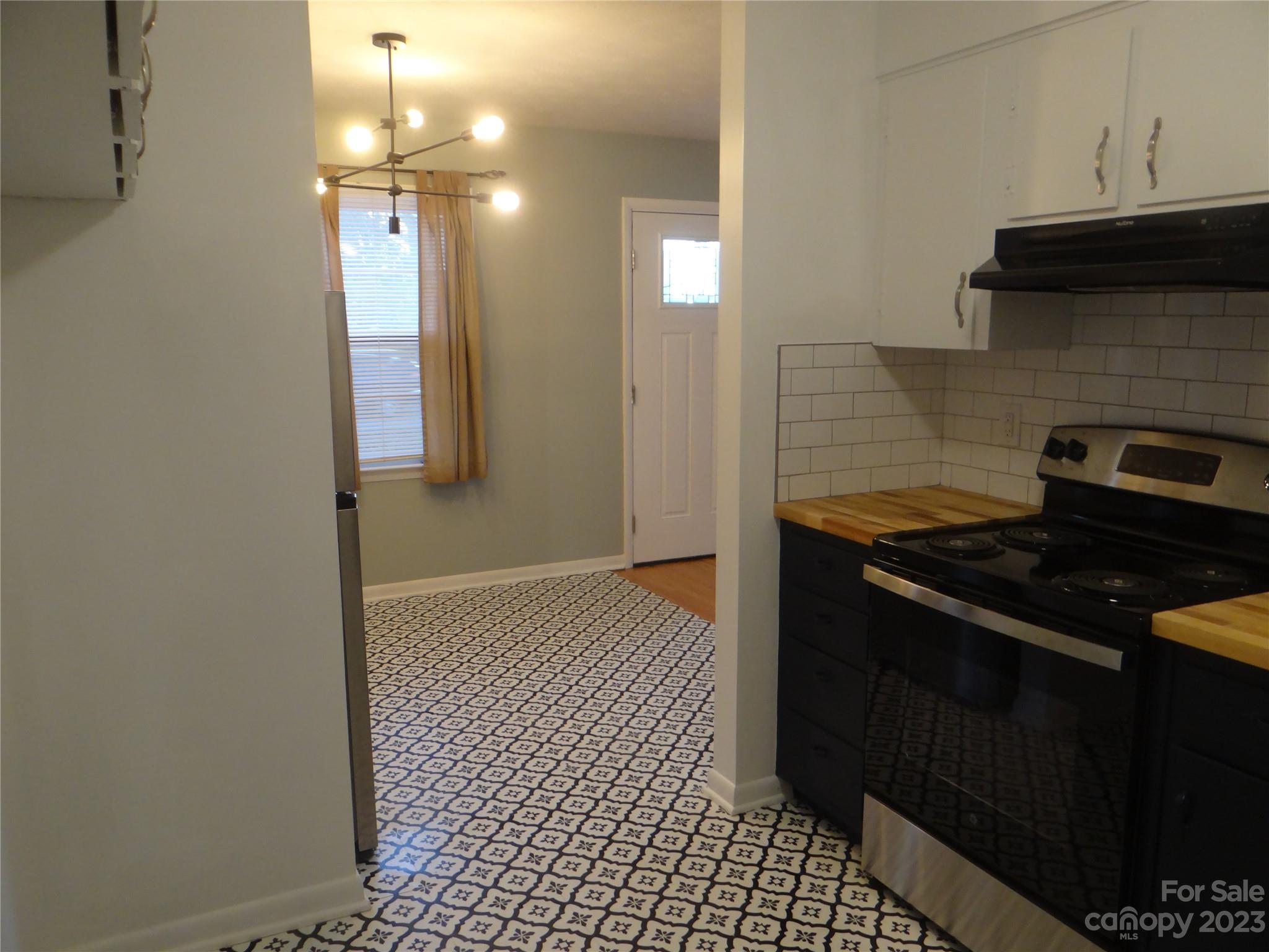 732 Fairview Road