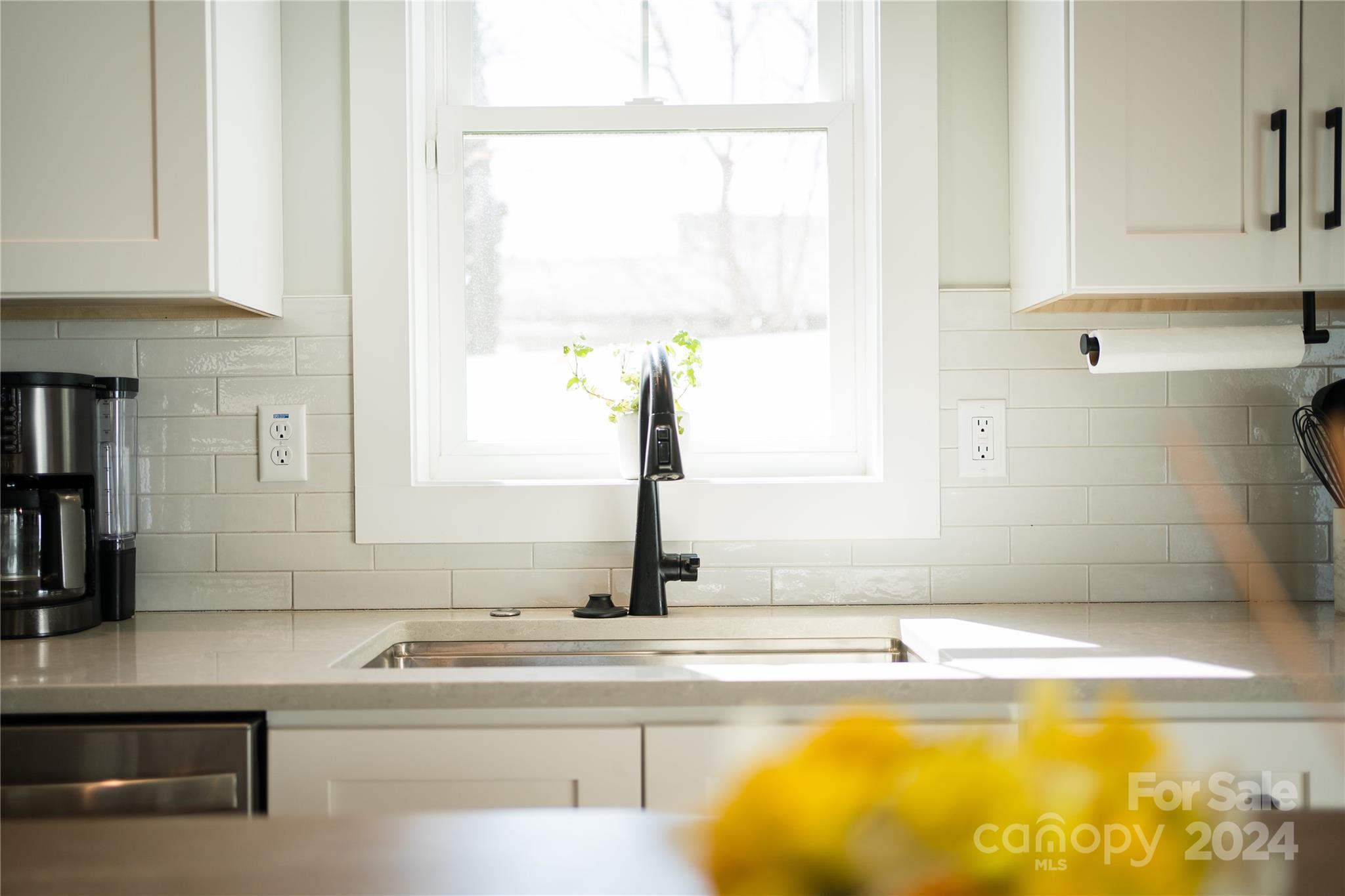 7 Mountain View Avenue