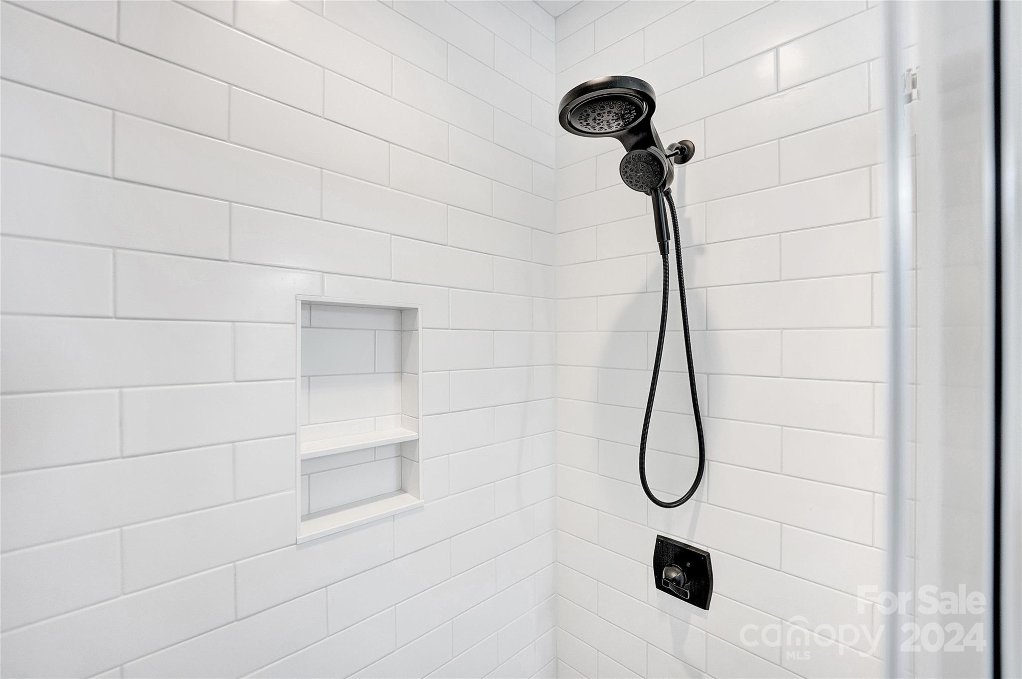 7 Mountain View Avenue