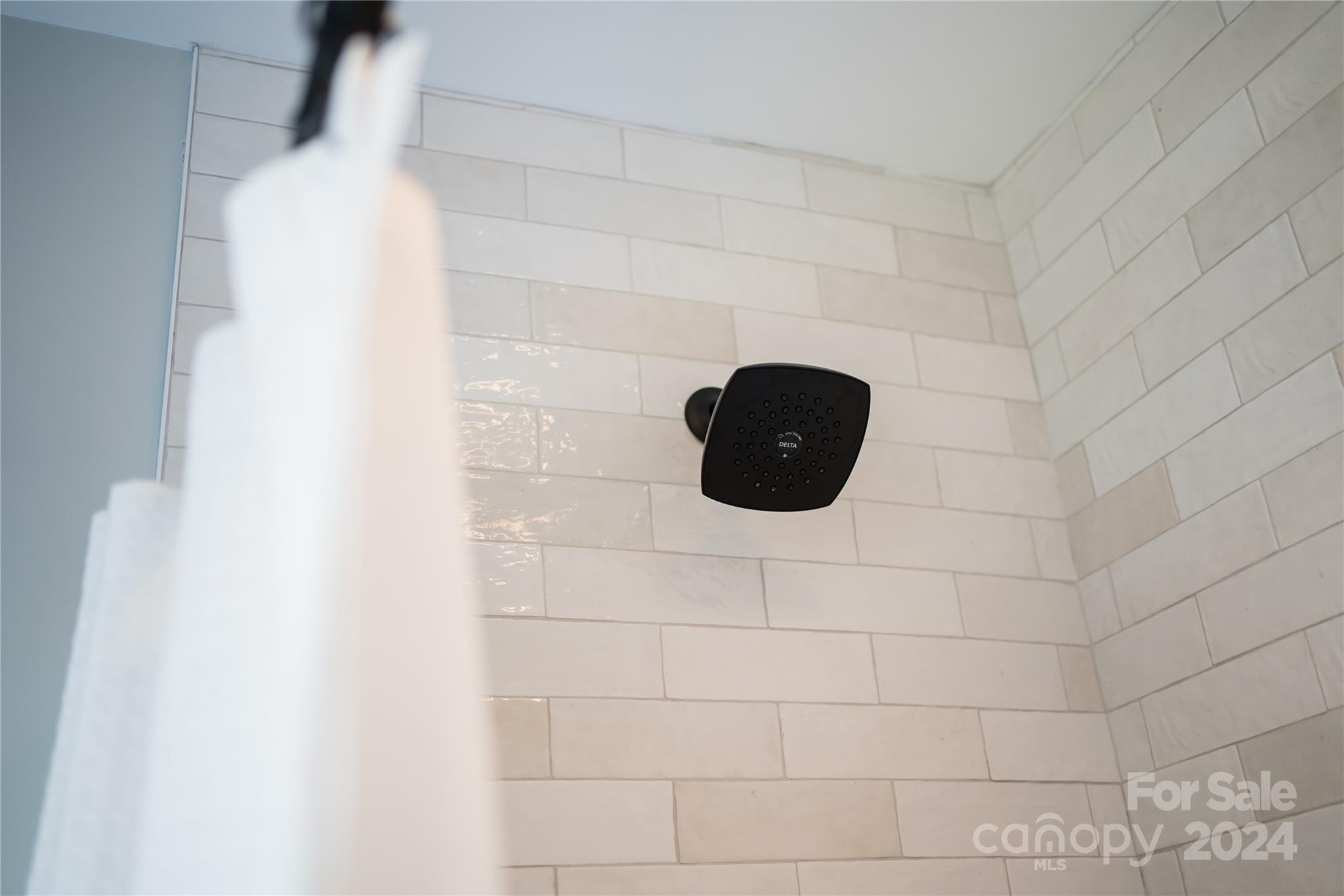 7 Mountain View Avenue