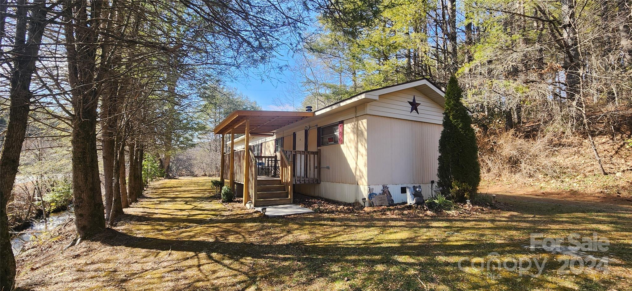 2592 Tanasee Gap Road