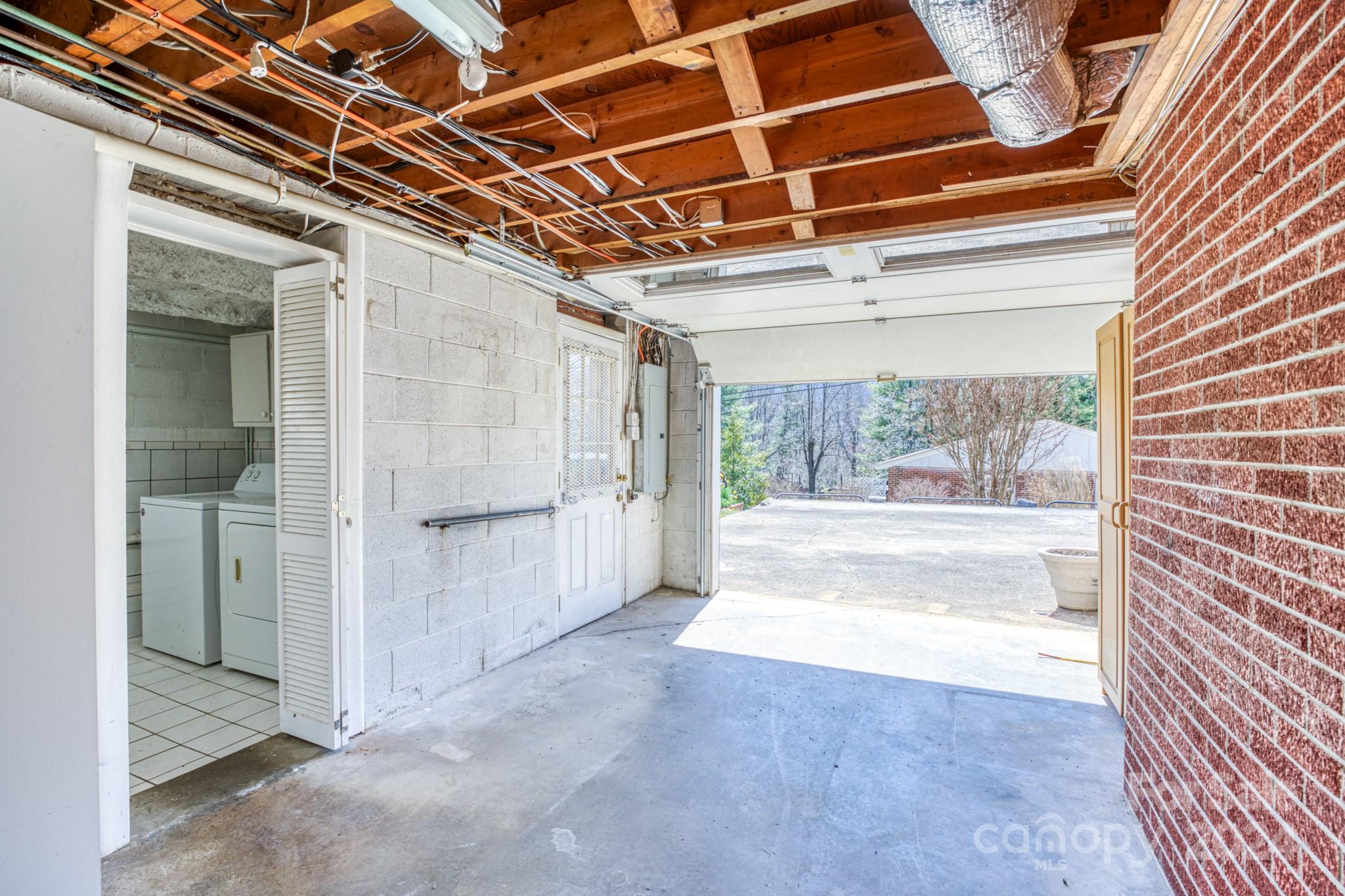 241 Mountain Crest Road