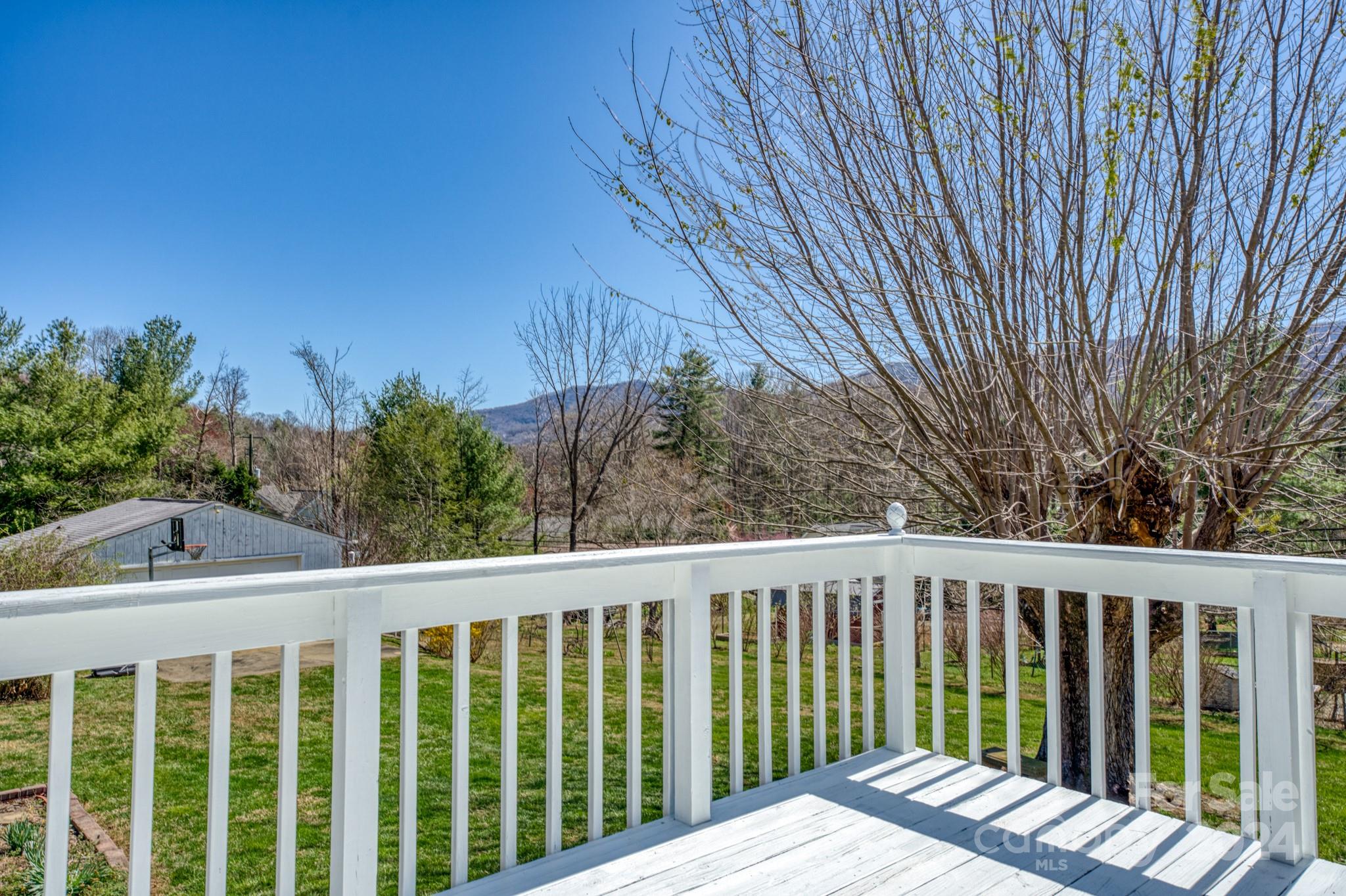 241 Mountain Crest Road