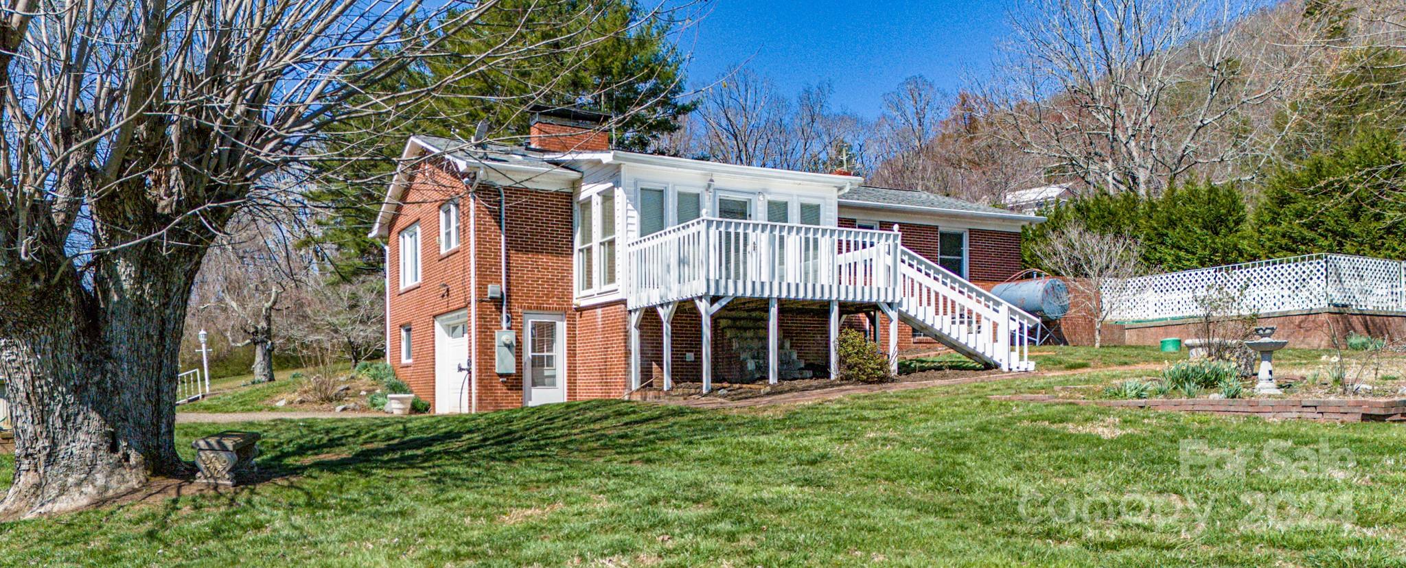 241 Mountain Crest Road