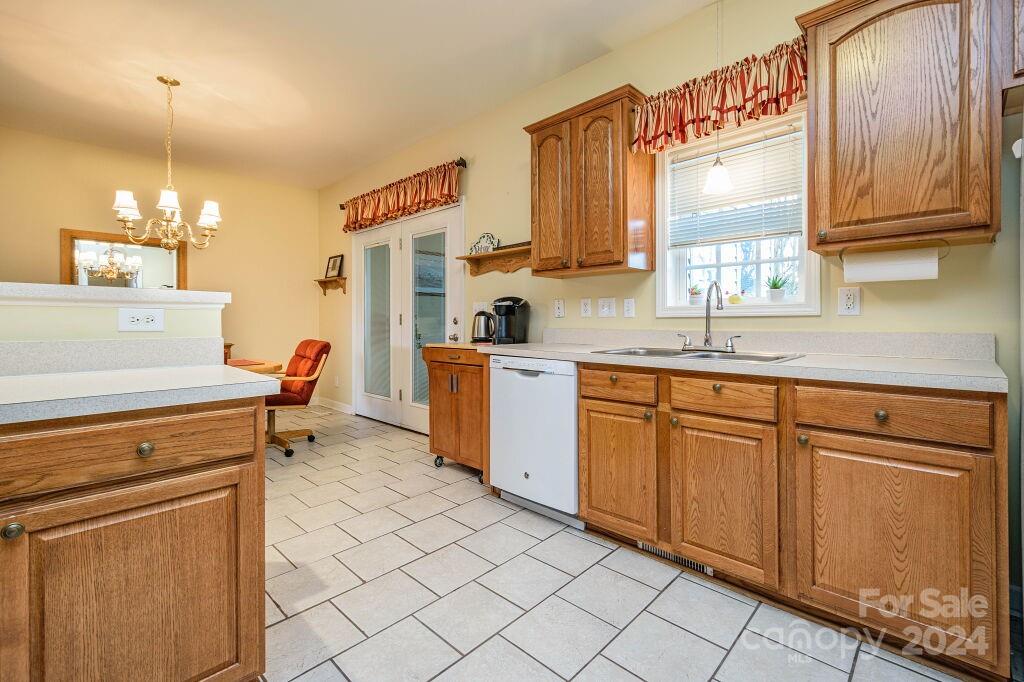 418 Sassafras Drive