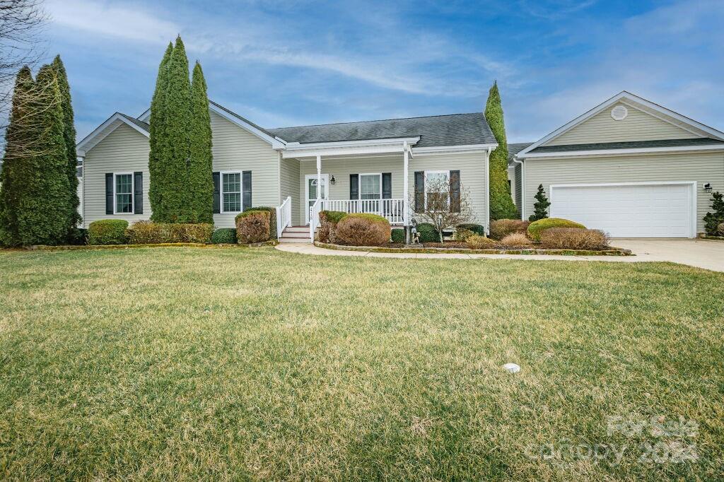 418 Sassafras Drive