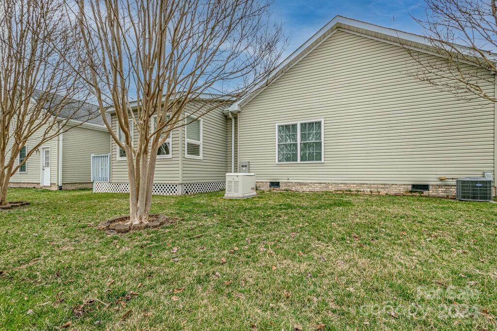 418 Sassafras Drive