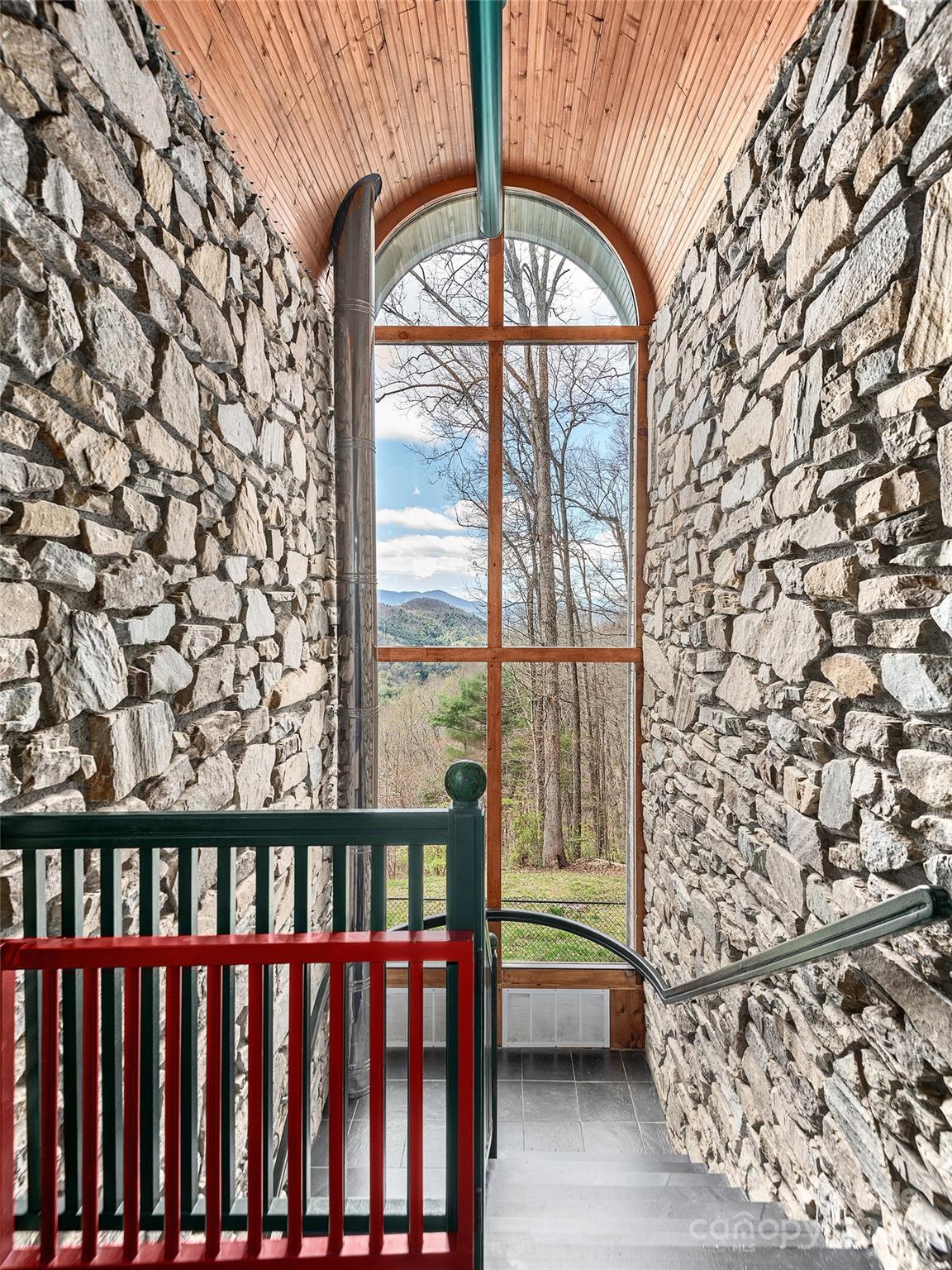 789 Town Mountain Road