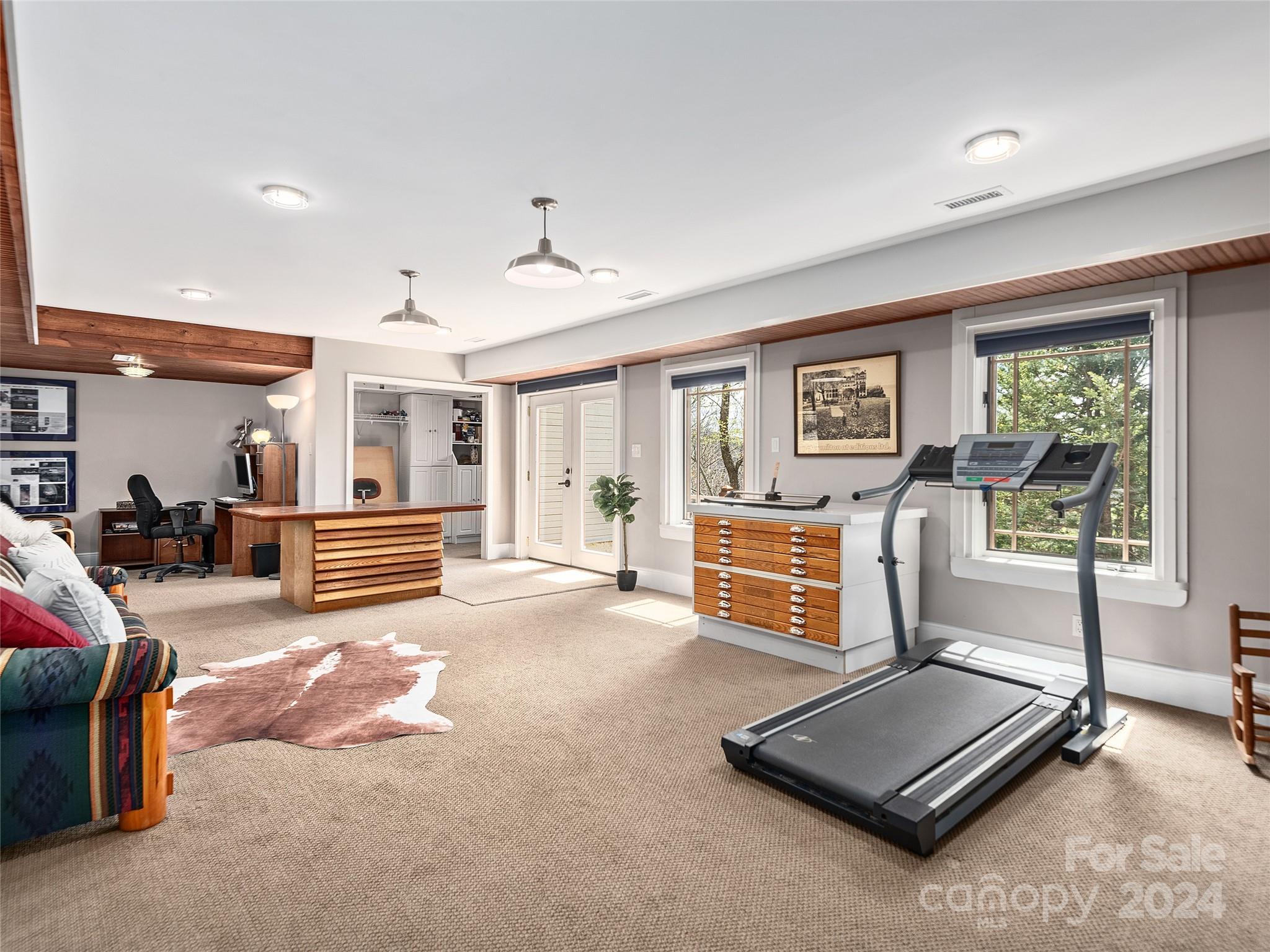 789 Town Mountain Road