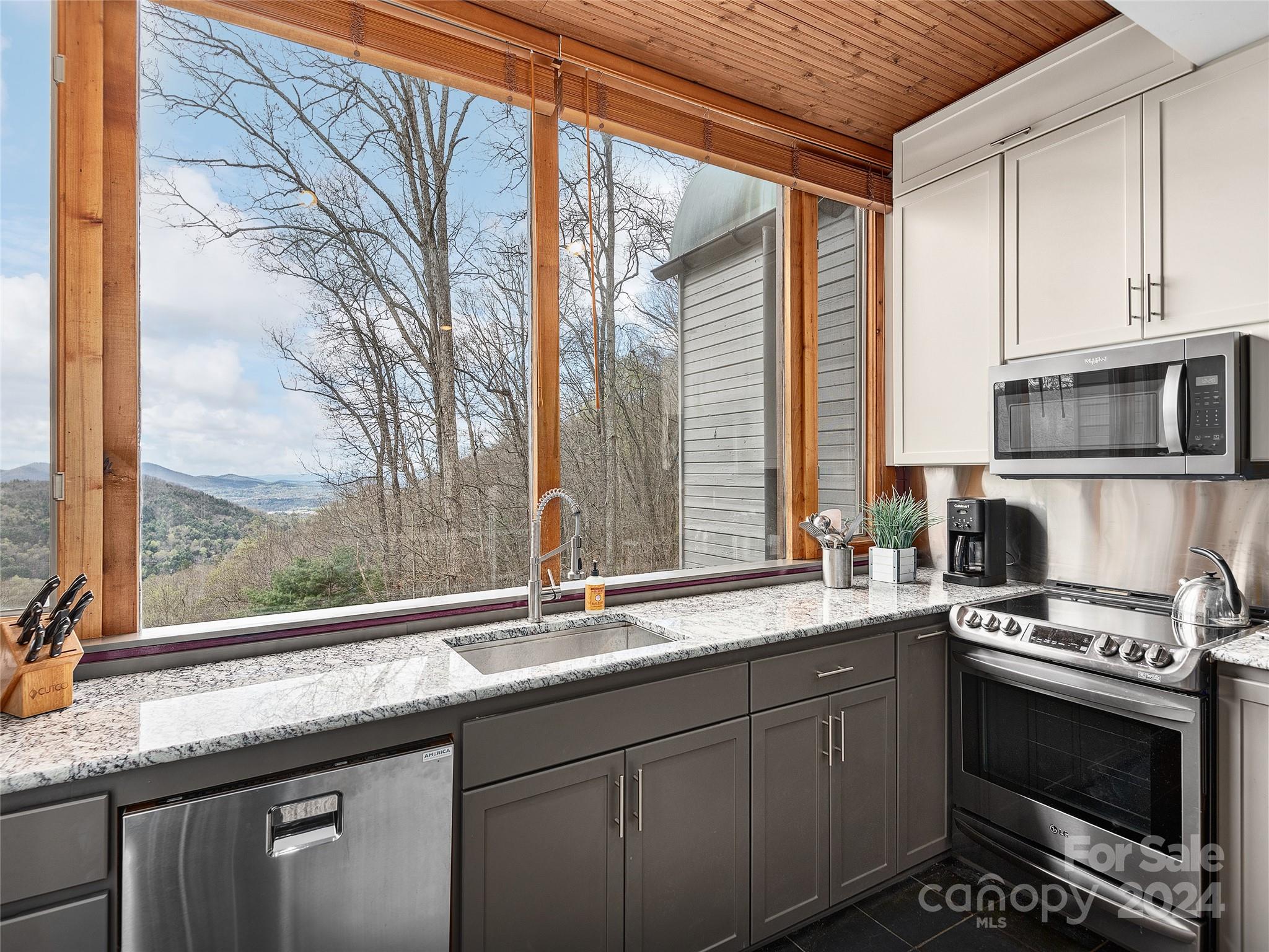 789 Town Mountain Road