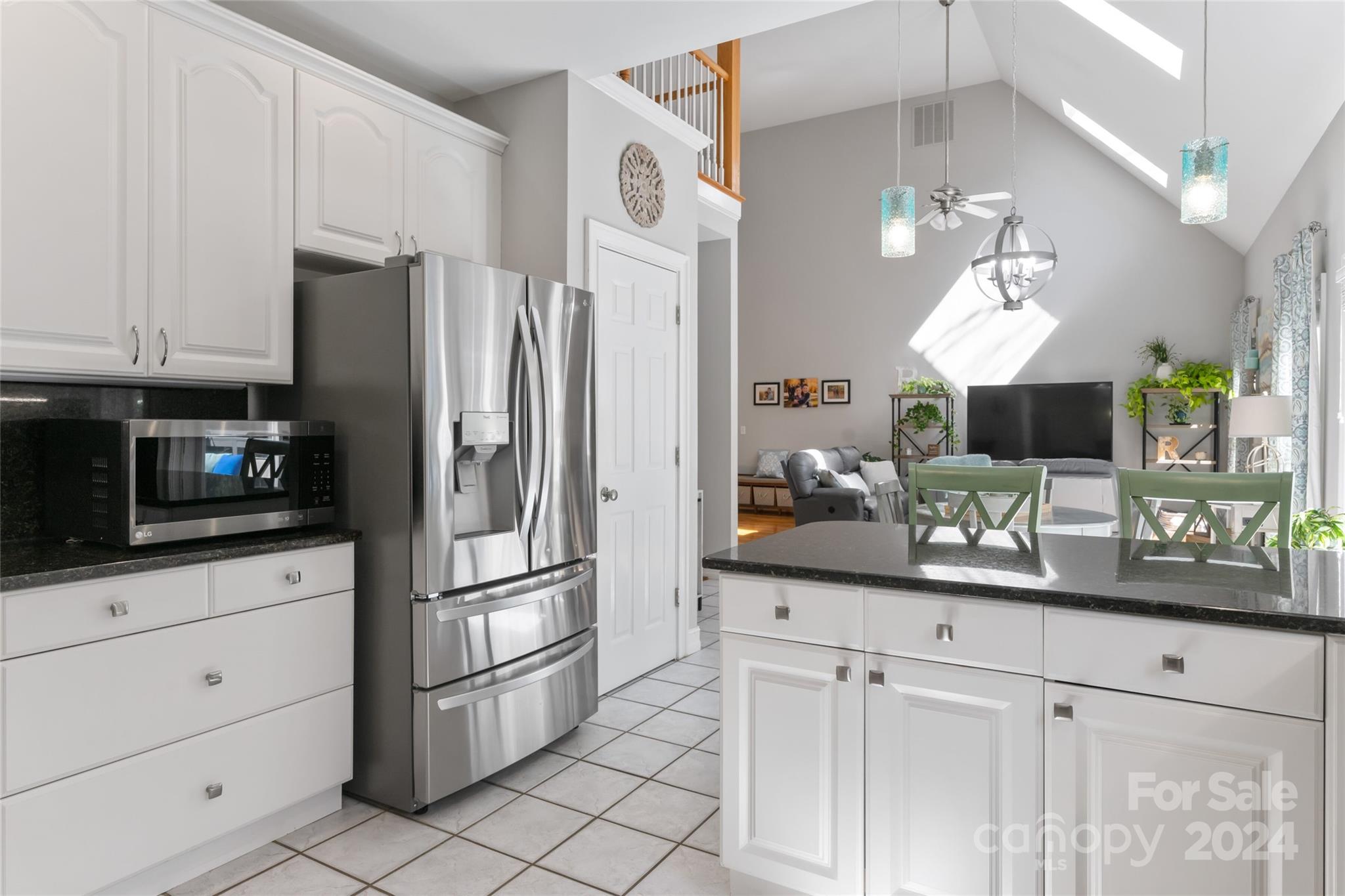 19 Alexander Crest Drive