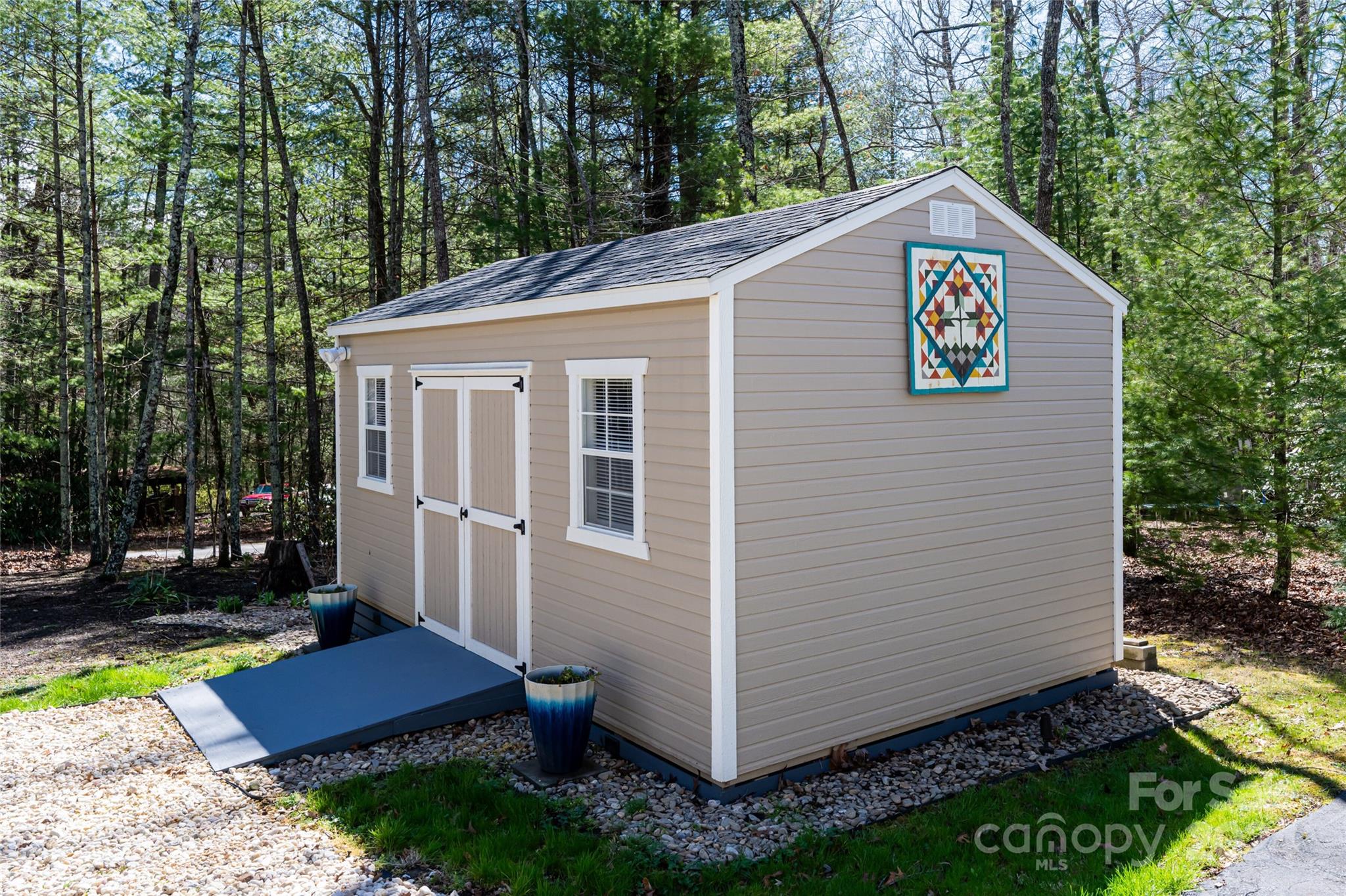 19 Alexander Crest Drive