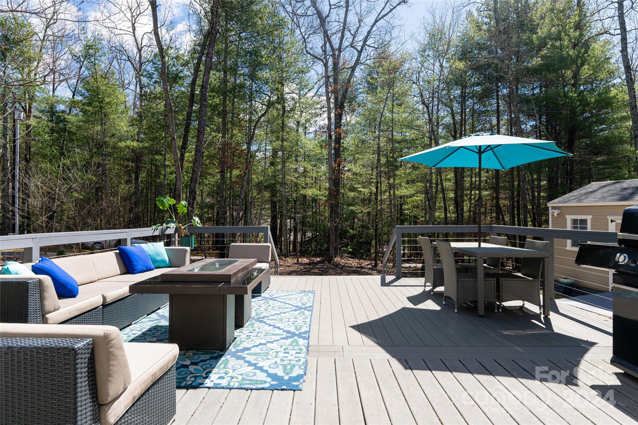 19 Alexander Crest Drive